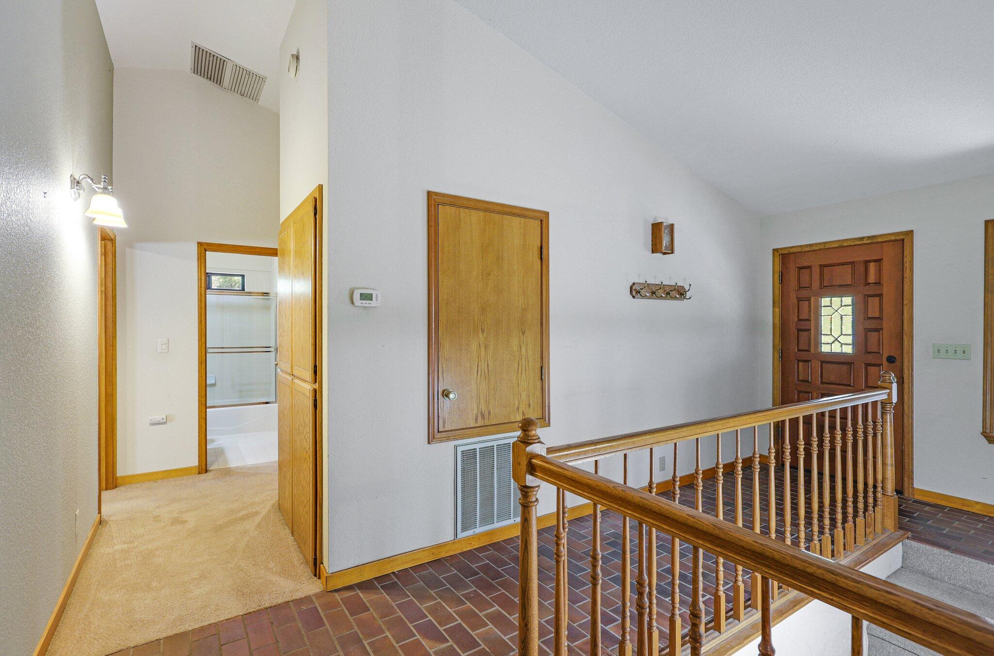 20332 Lakeview Drive