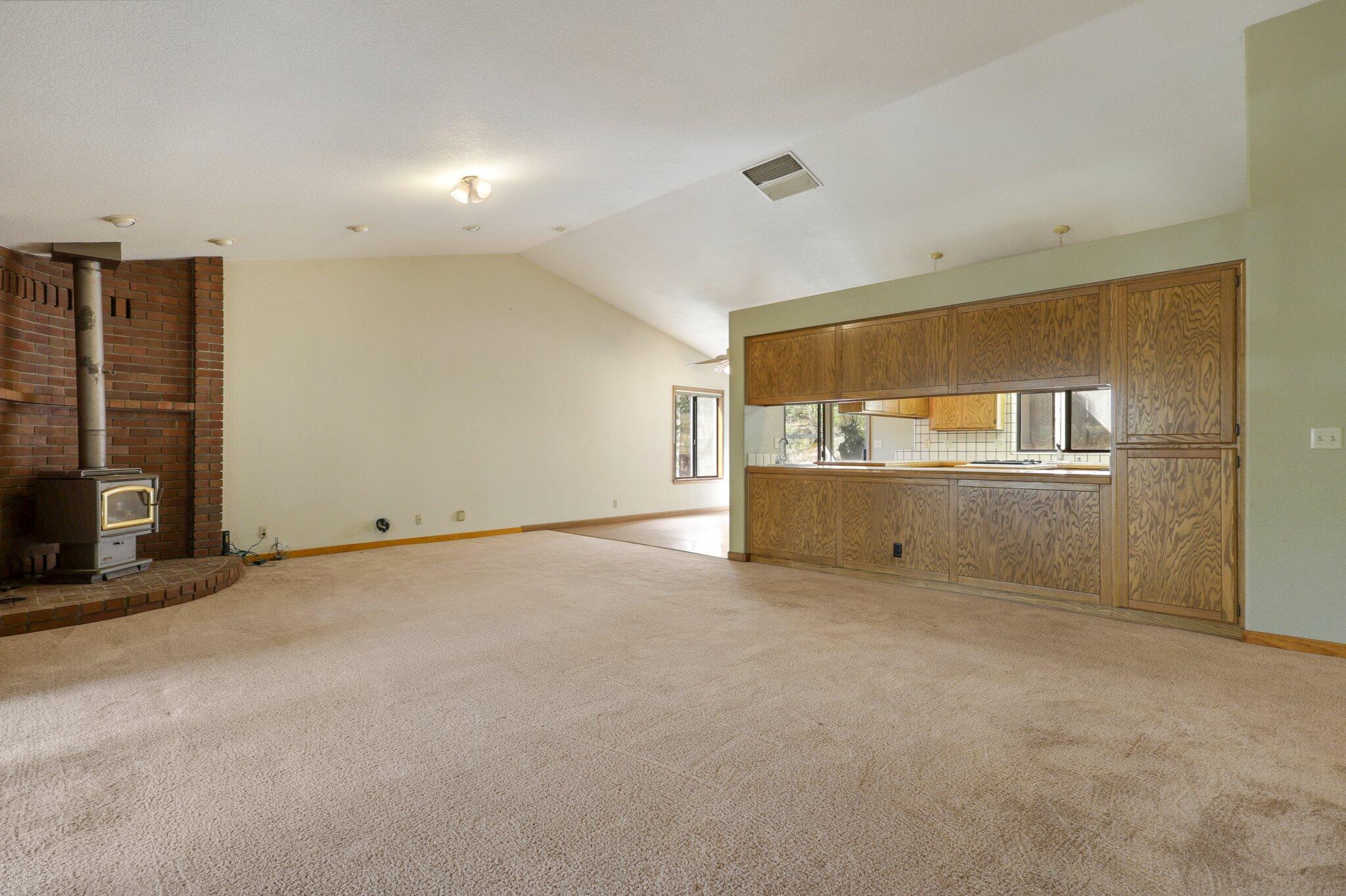 20332 Lakeview Drive