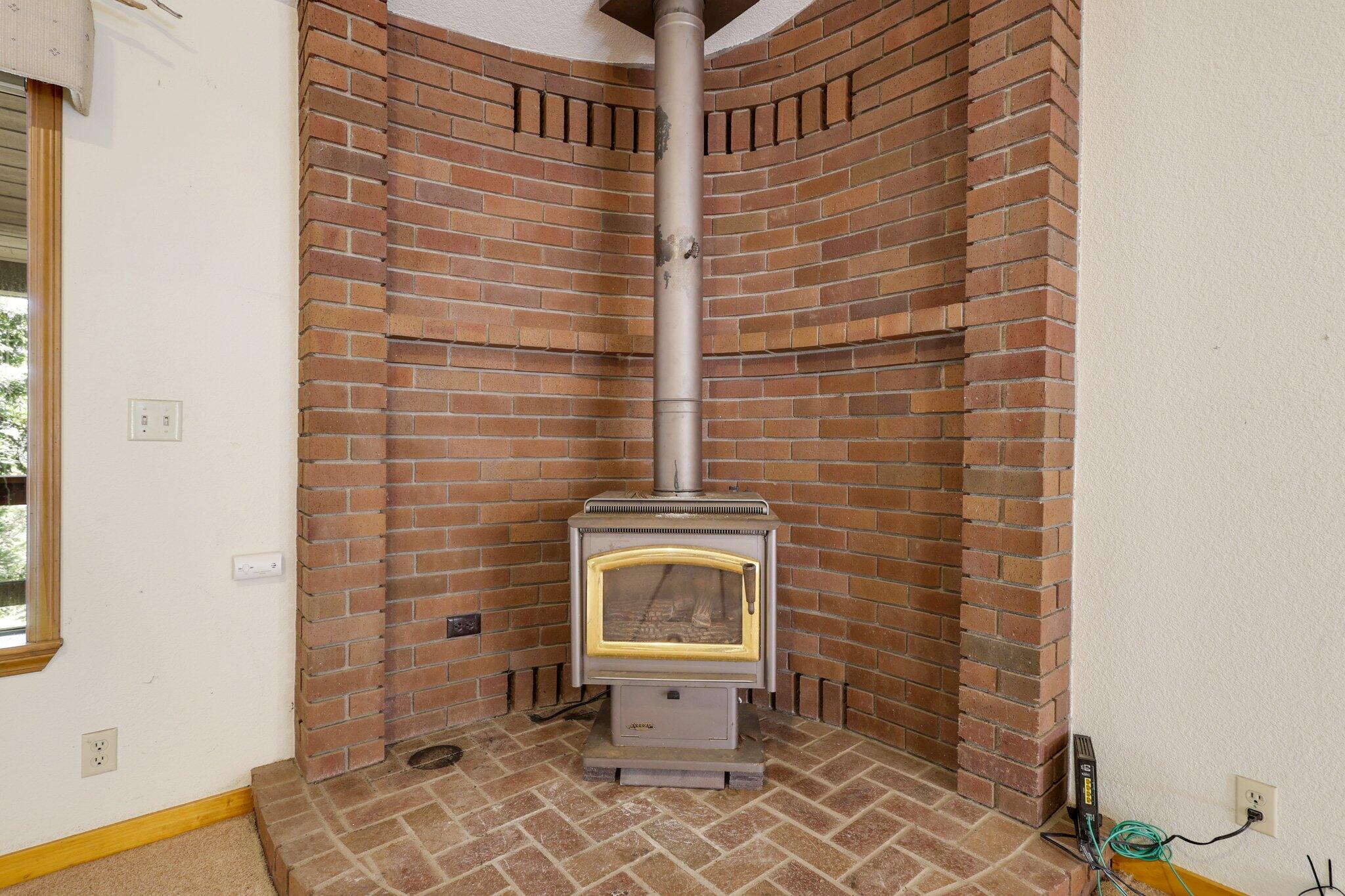 20332 Lakeview Drive