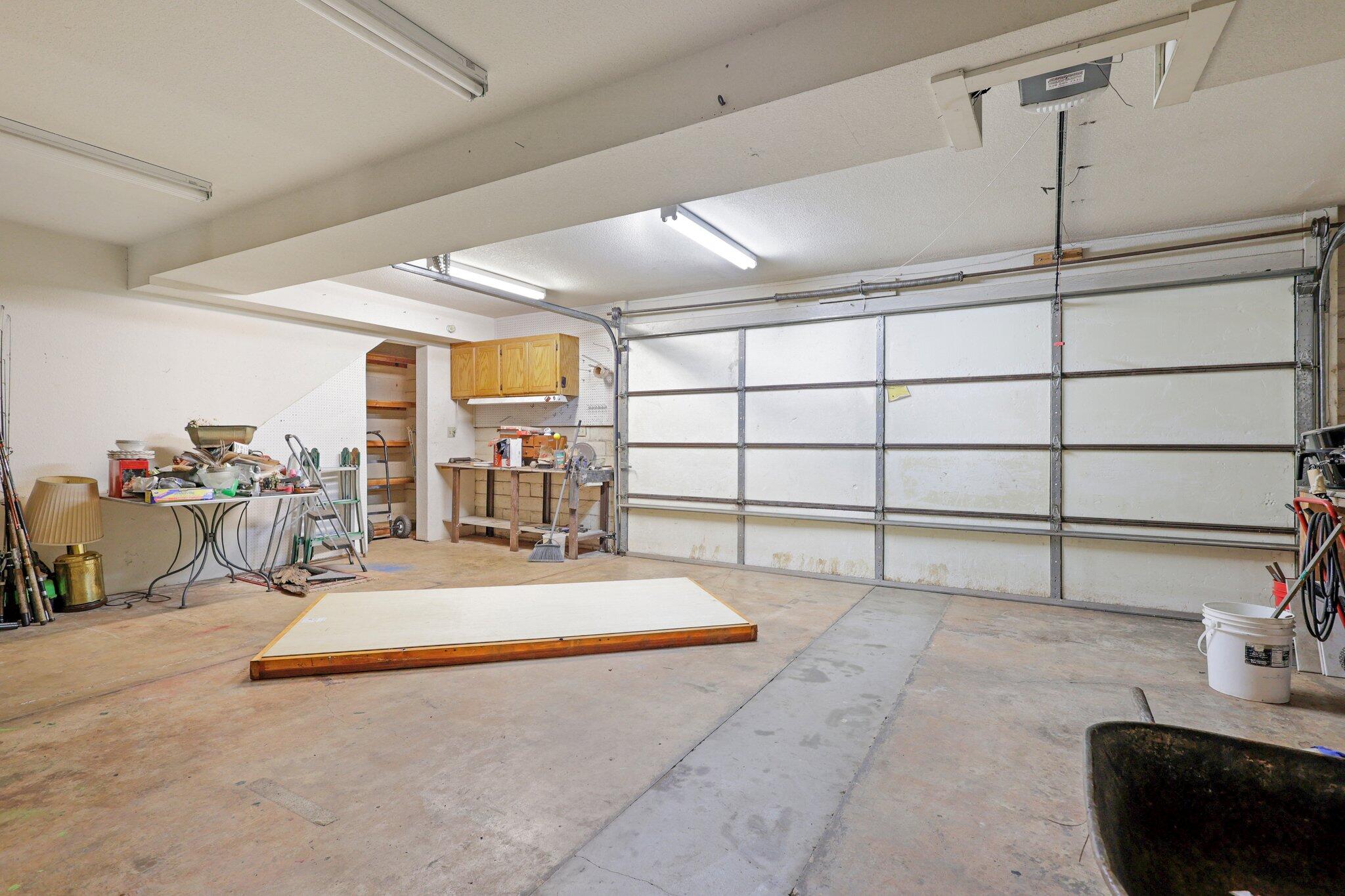 20332 Lakeview Drive