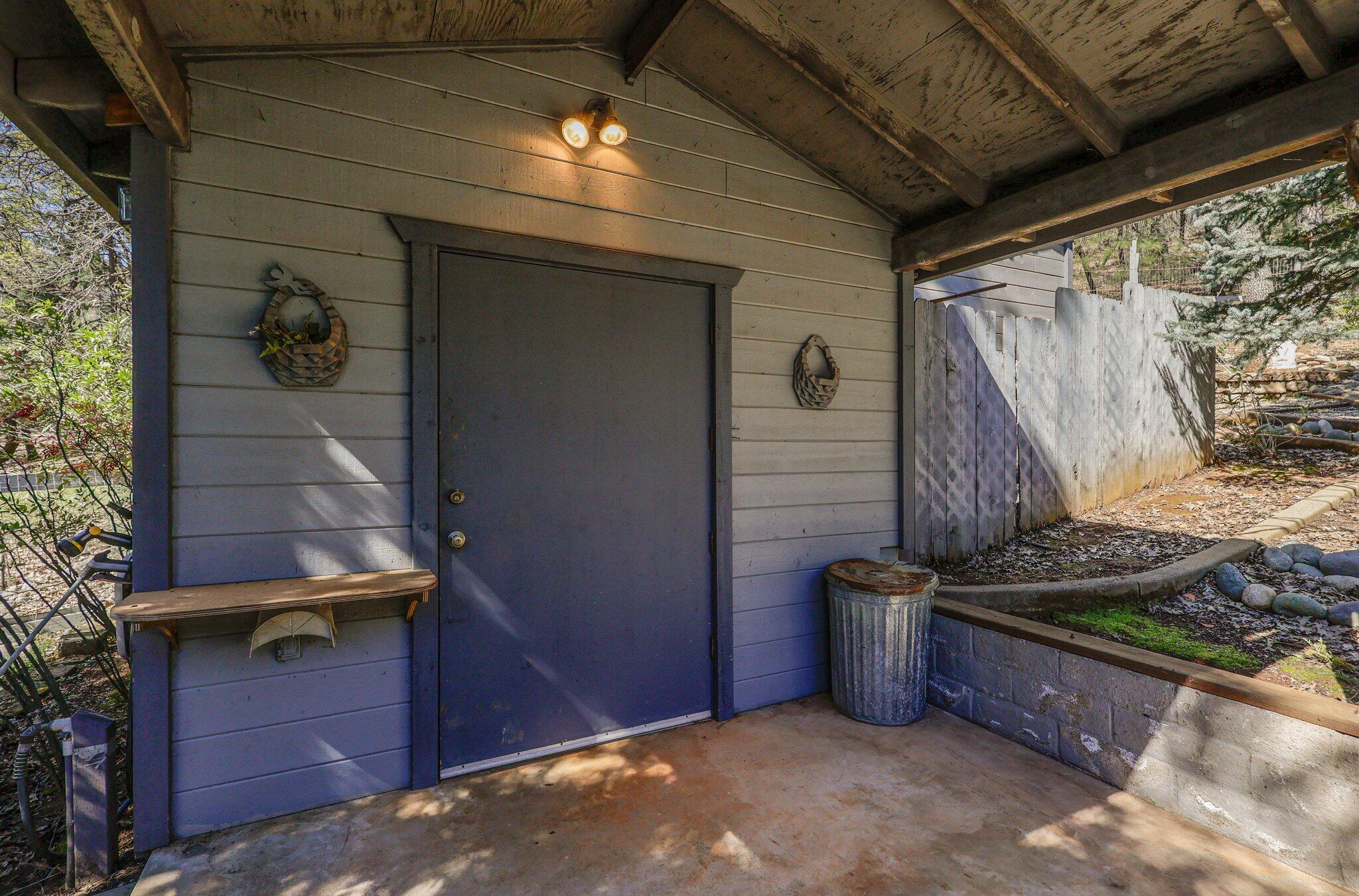 20332 Lakeview Drive