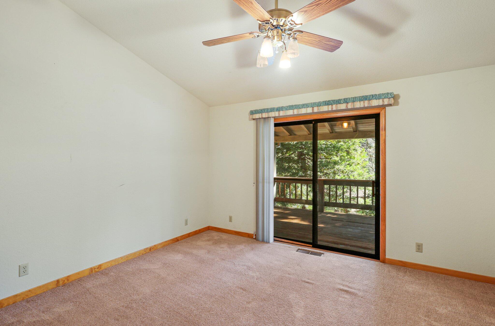 20332 Lakeview Drive