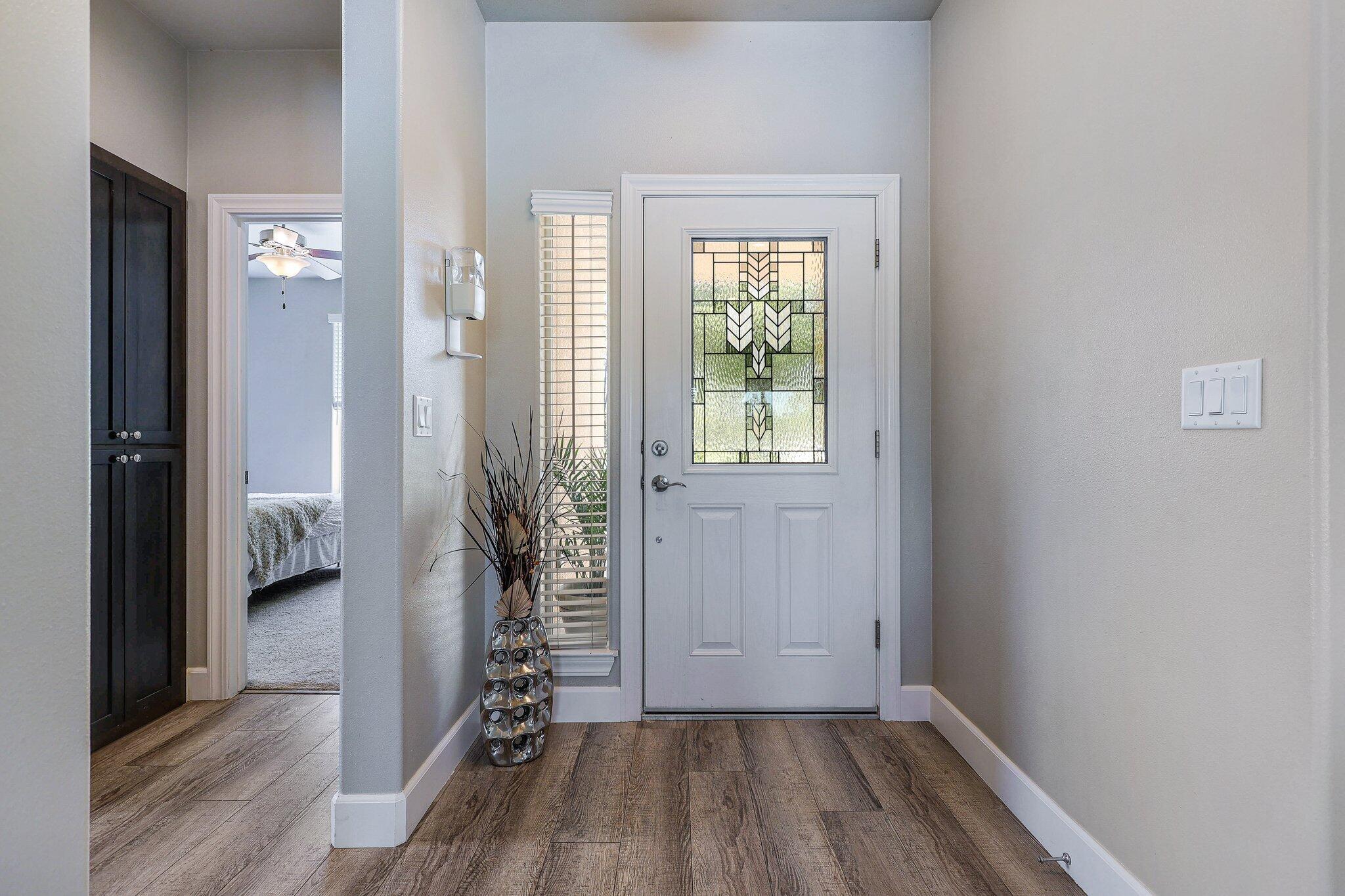 6685 Dixieland Drive