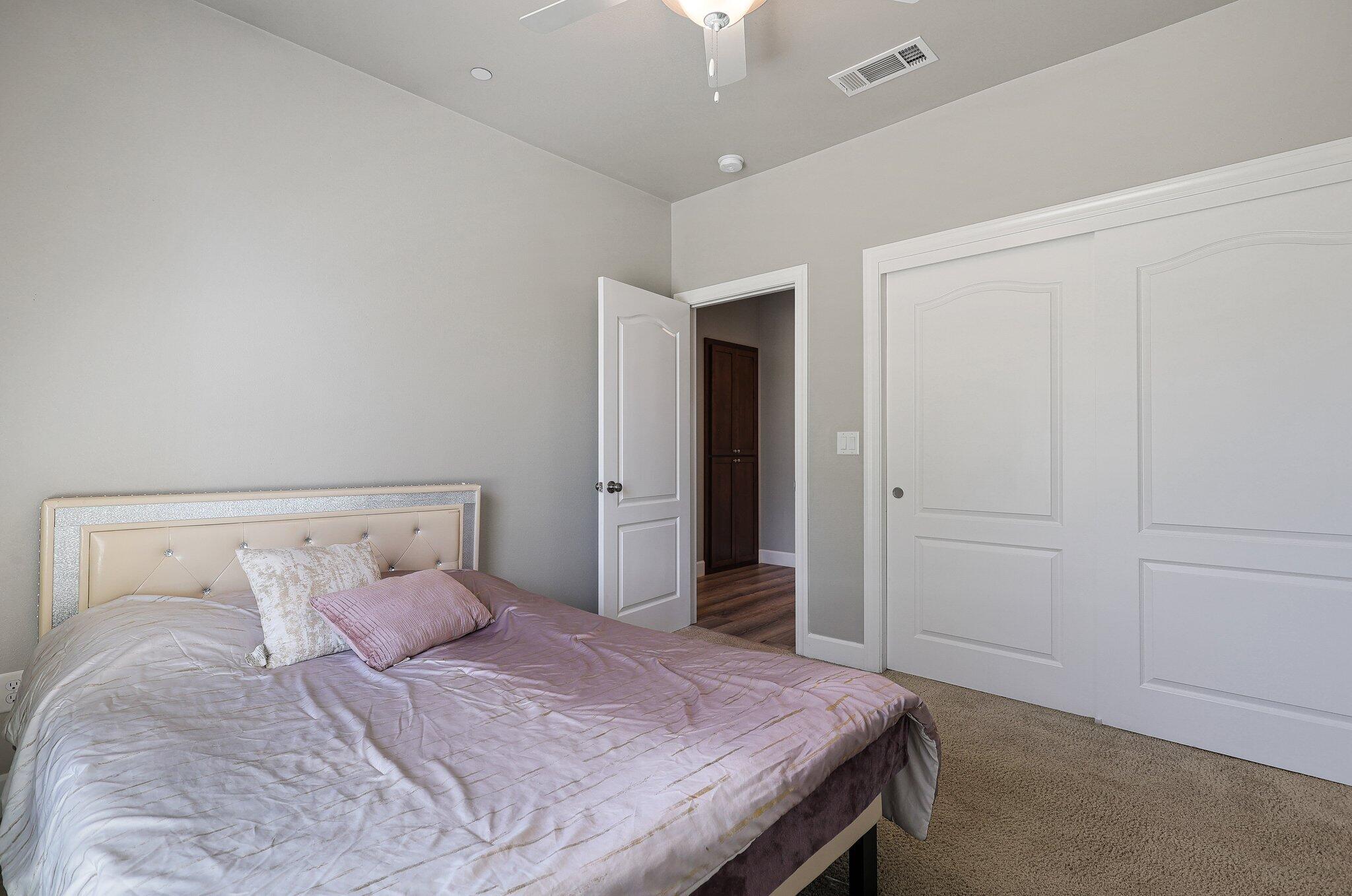 6685 Dixieland Drive