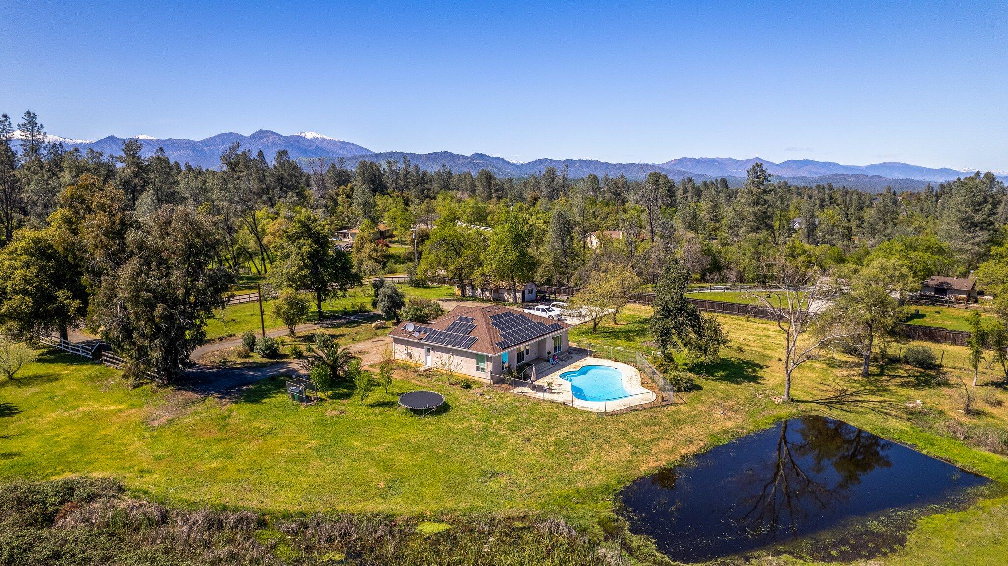 6685 Dixieland Drive