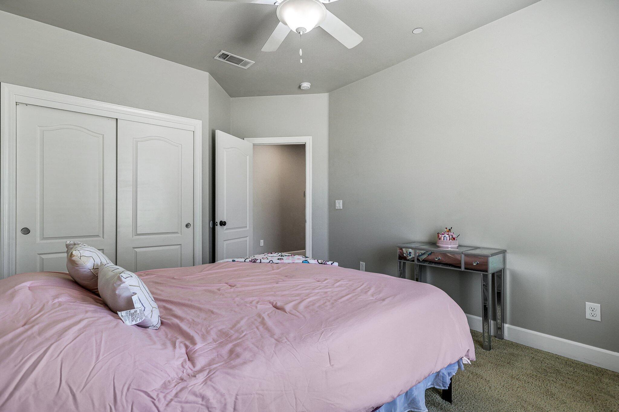 6685 Dixieland Drive