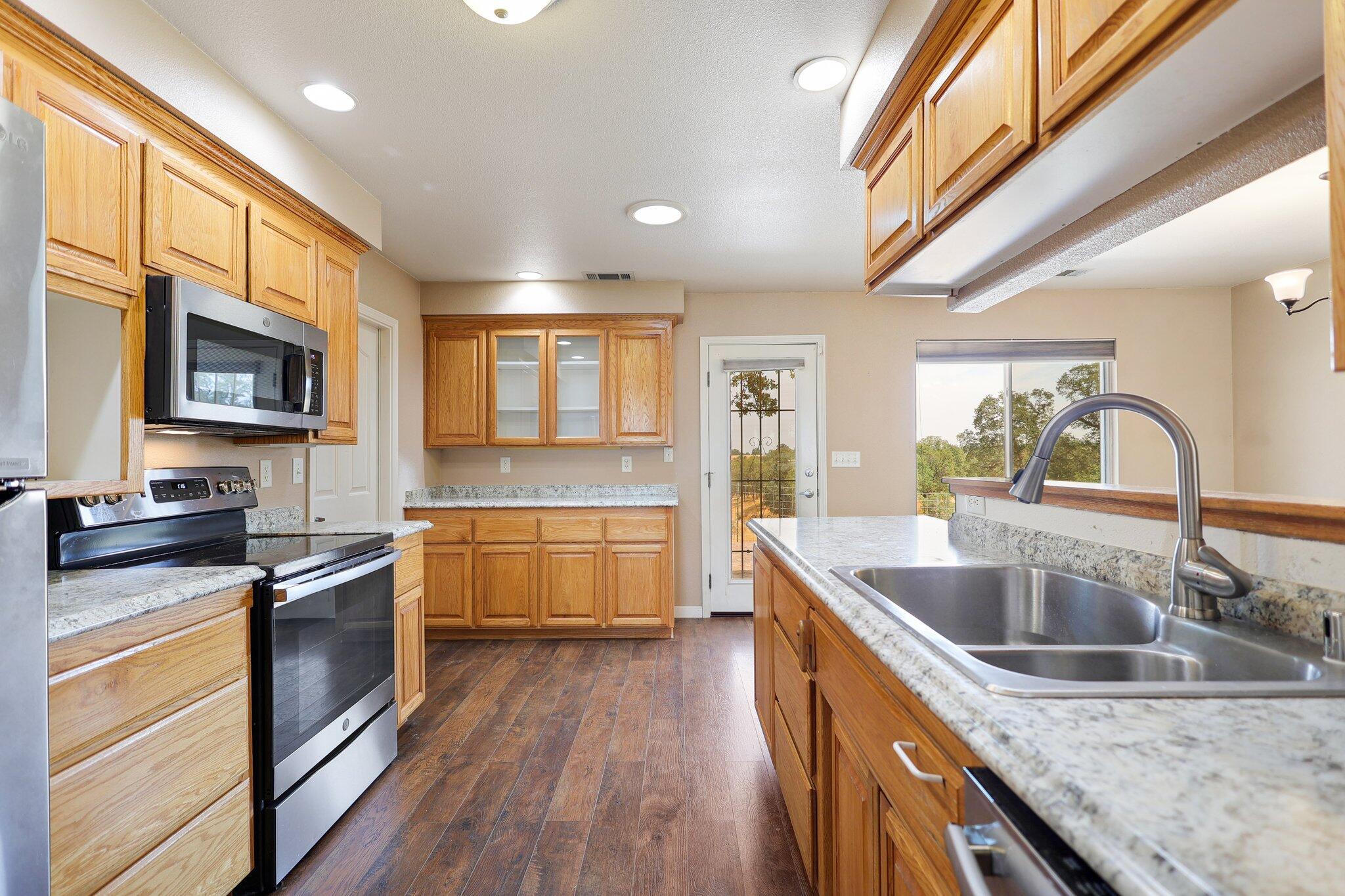 18850 Country Hills Drive