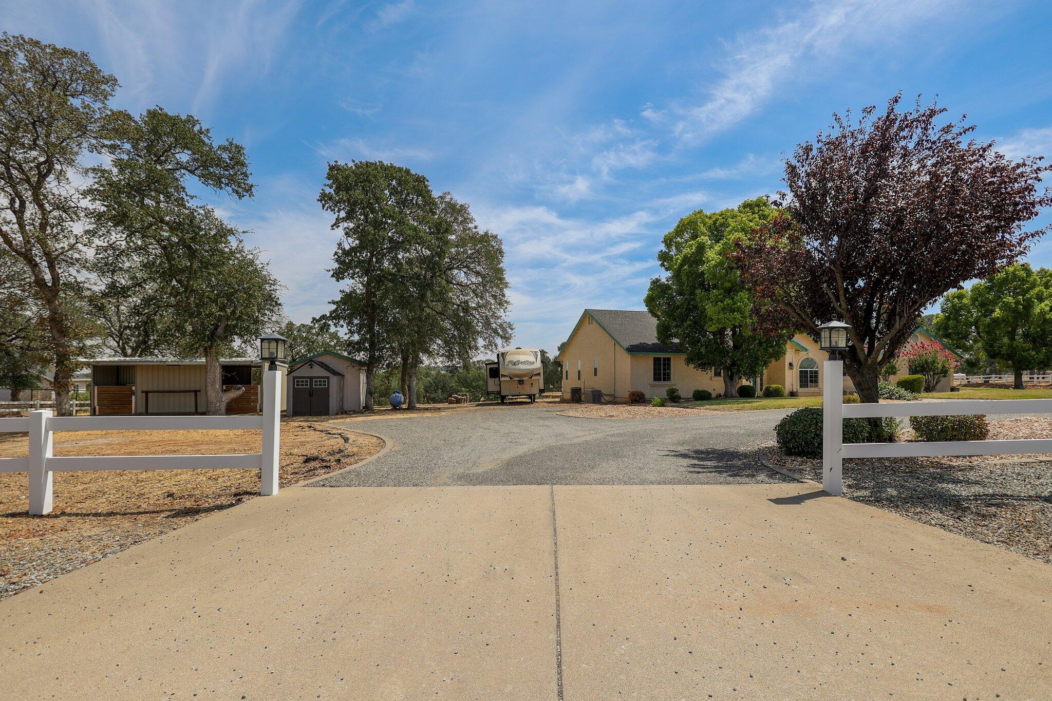 18850 Country Hills Drive