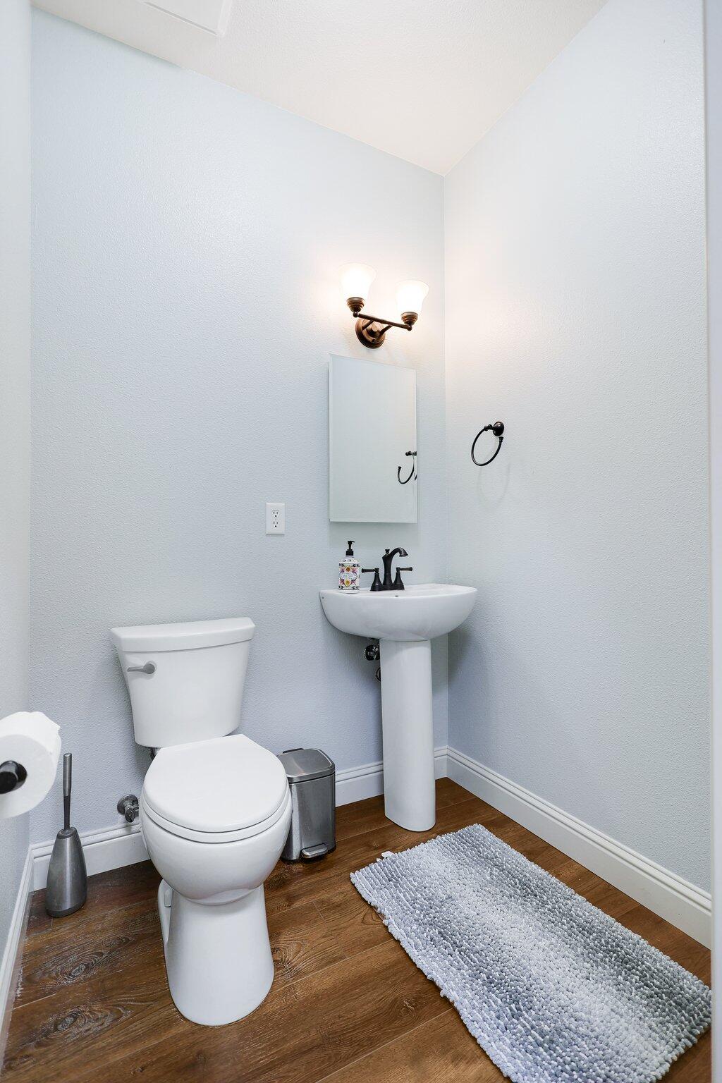 18850 Country Hills Drive