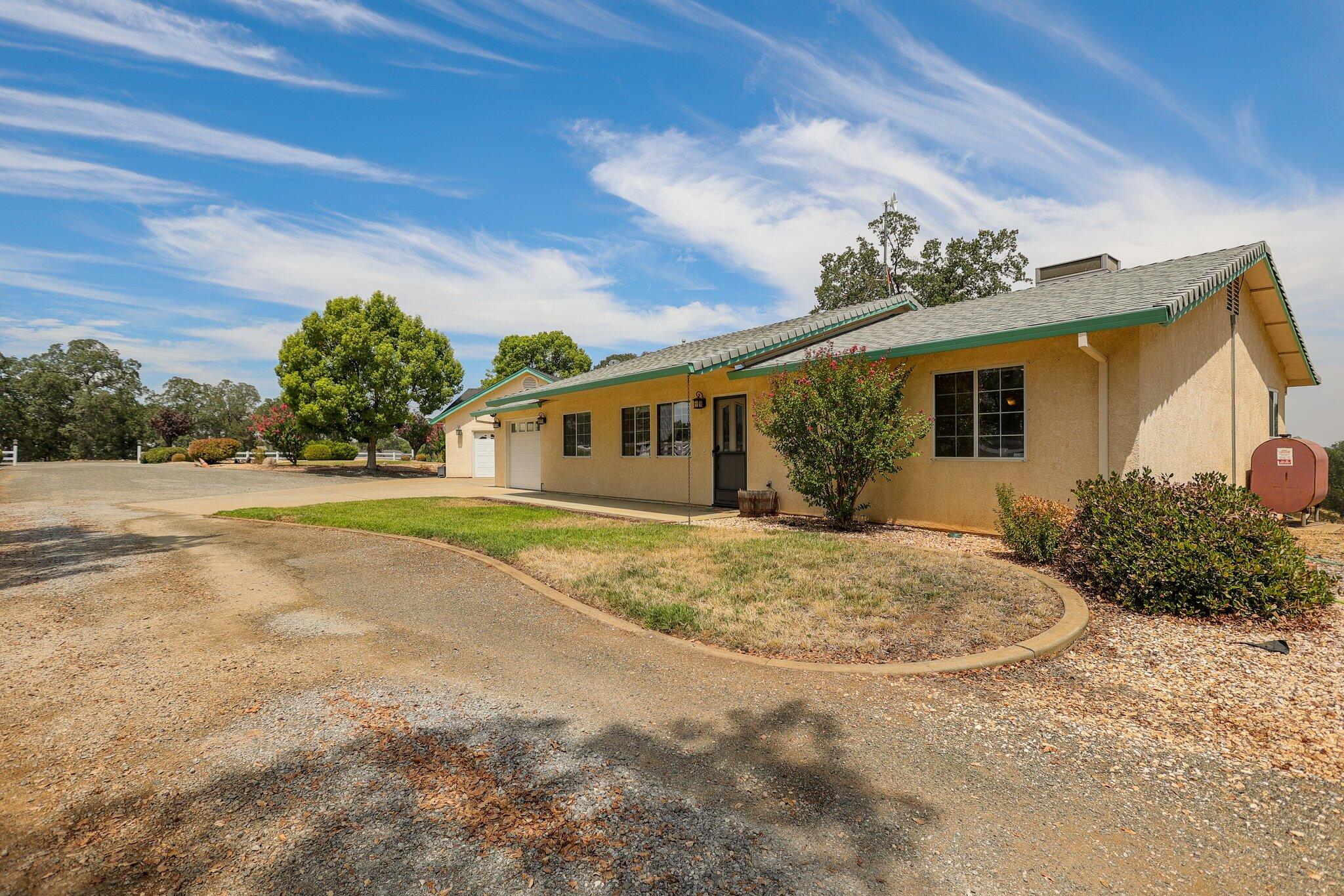 18850 Country Hills Drive