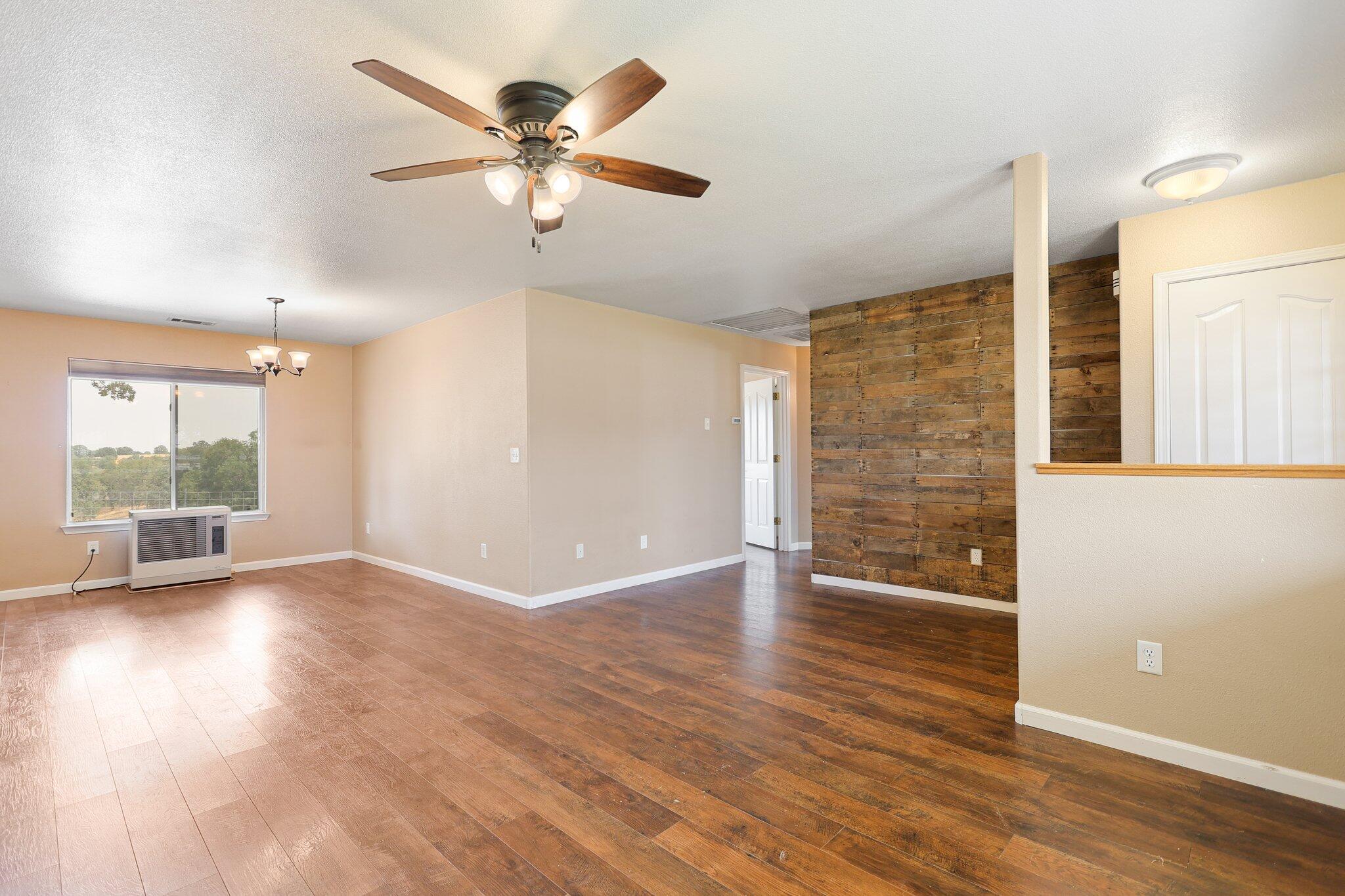 18850 Country Hills Drive