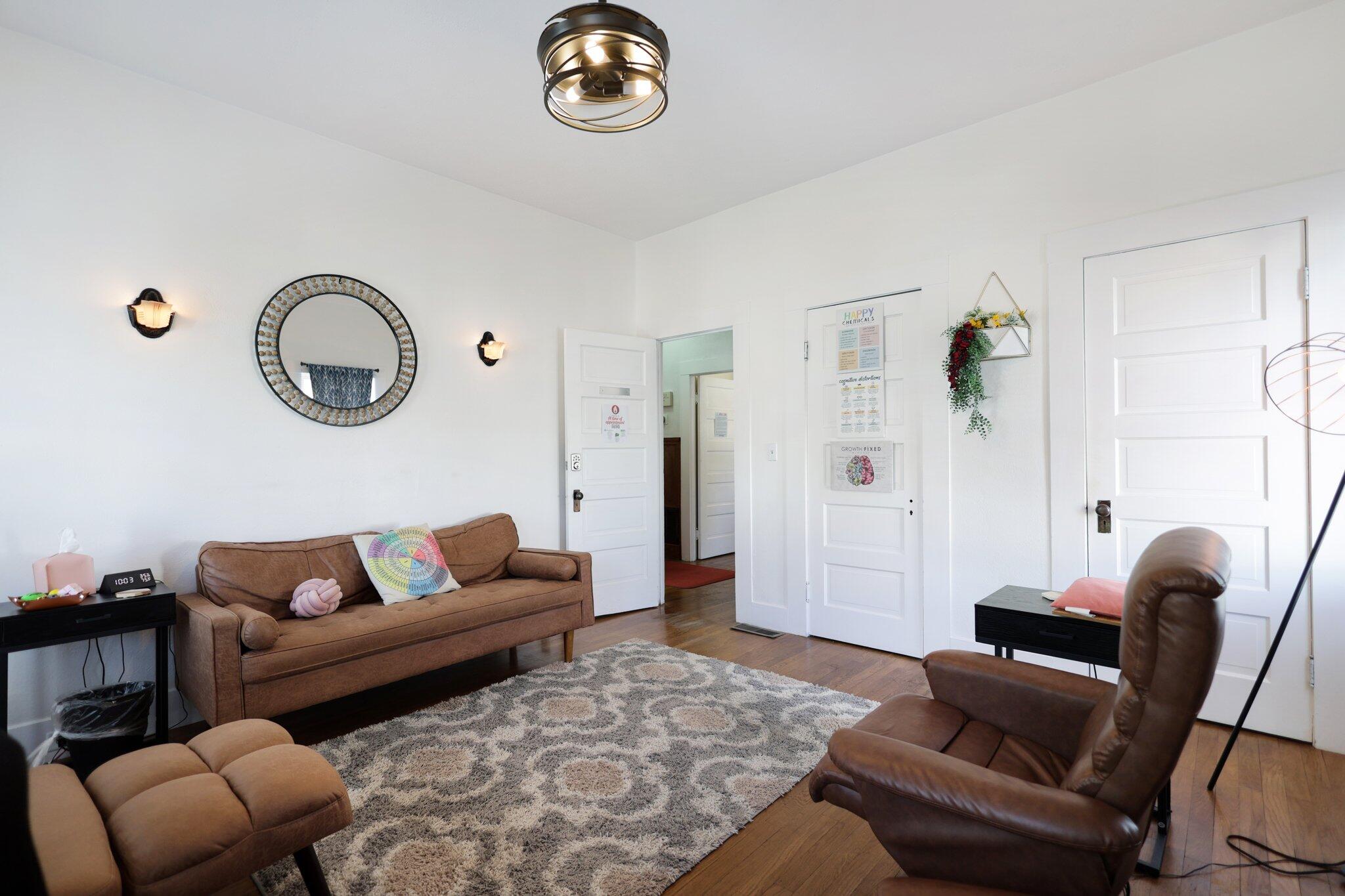 1352/1336 Oregon st Avenue