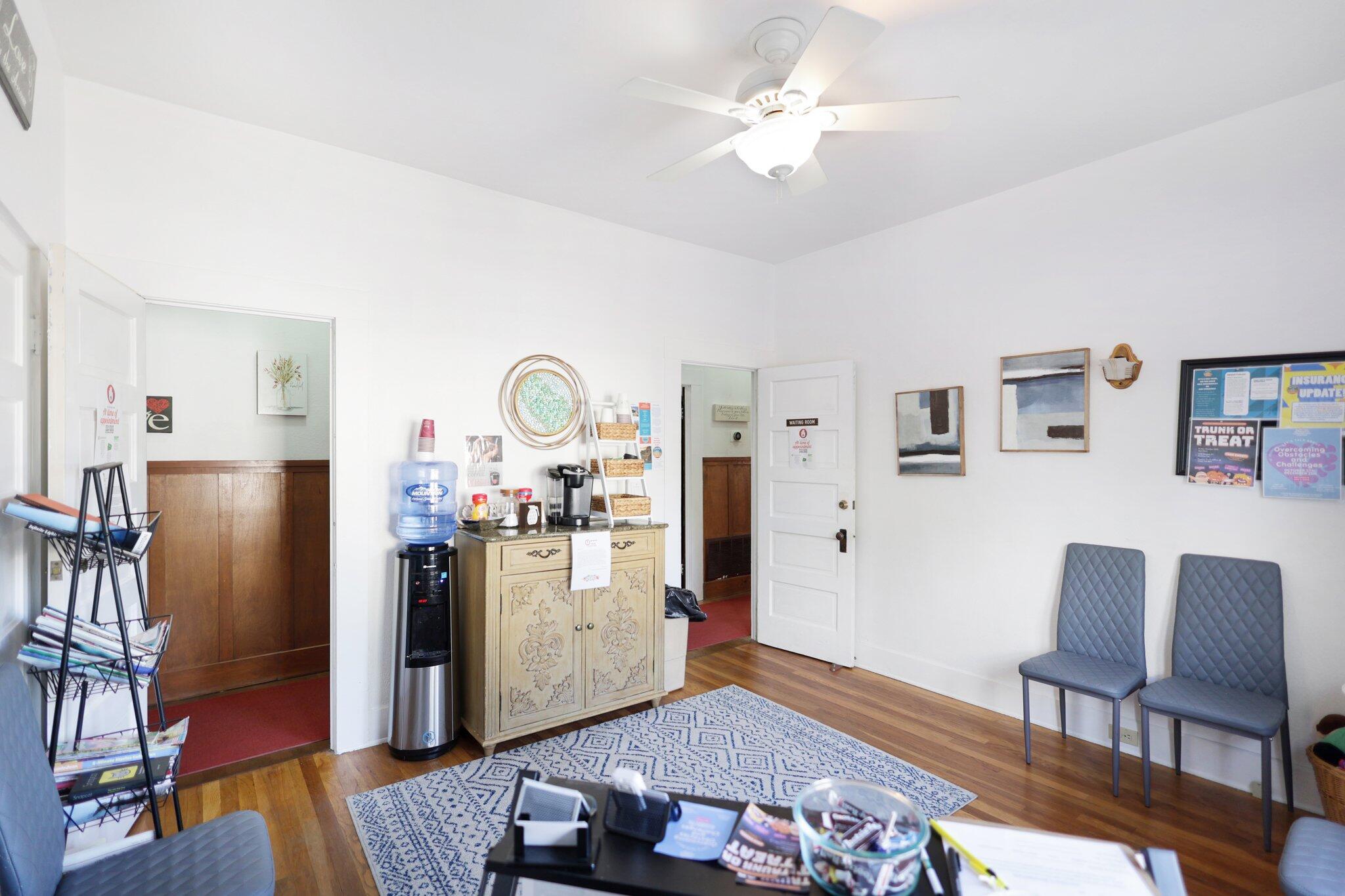 1352/1336 Oregon st Avenue