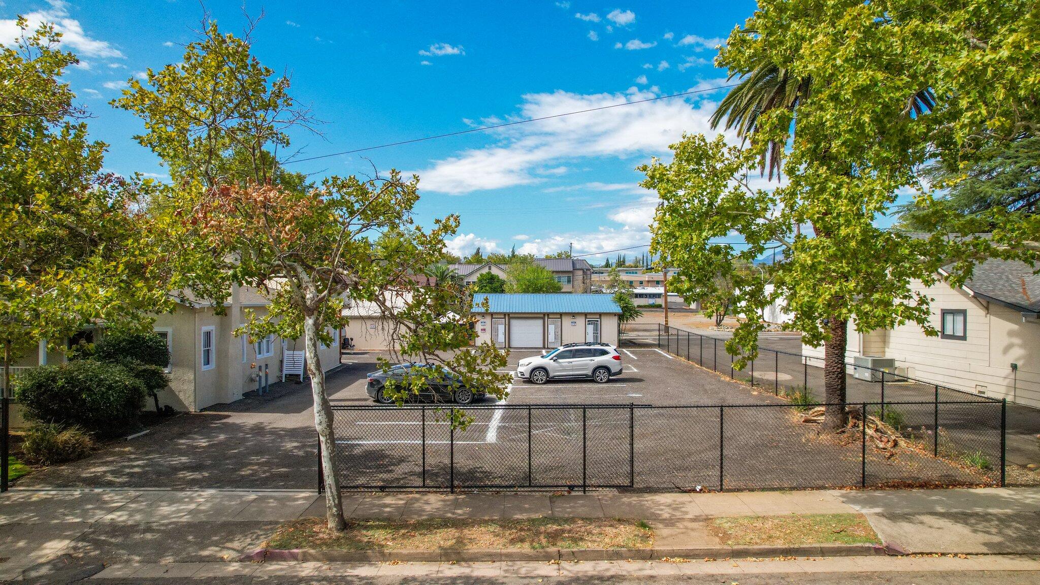 1352/1336 Oregon st Avenue