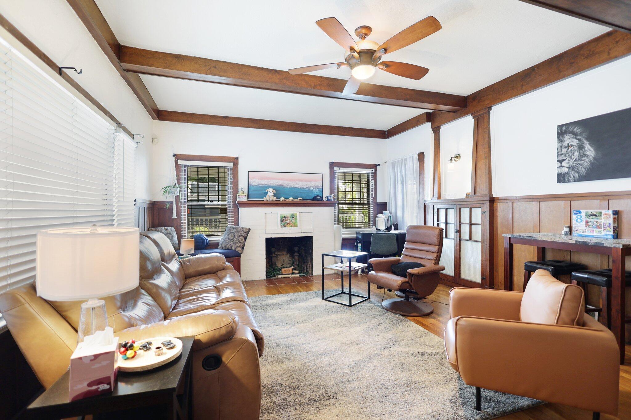 1352/1336 Oregon st Avenue