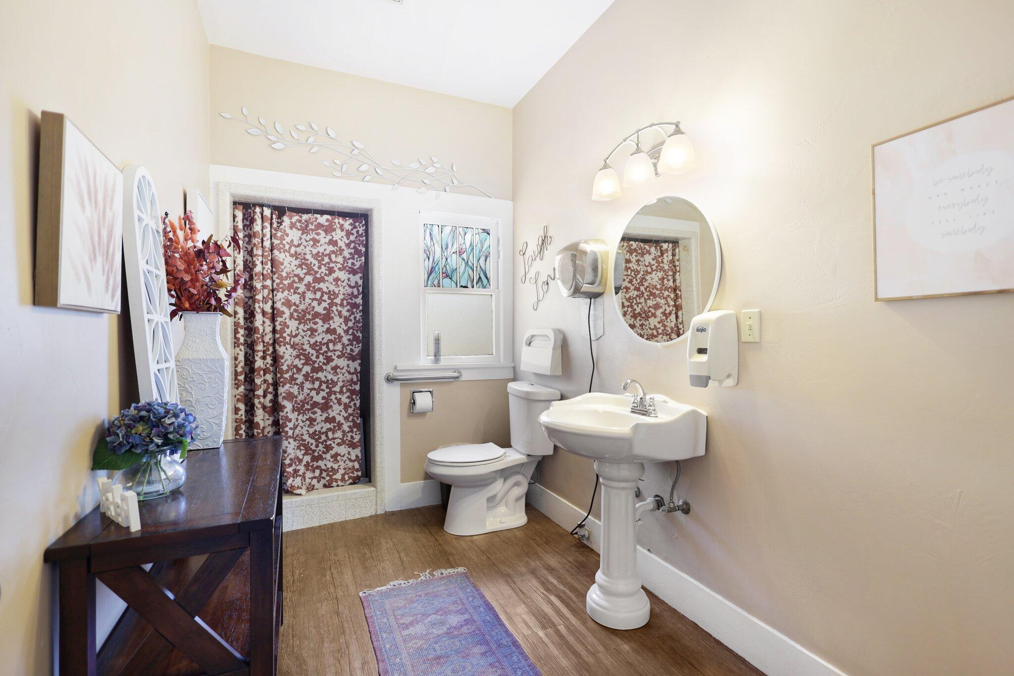 1352/1336 Oregon st Avenue