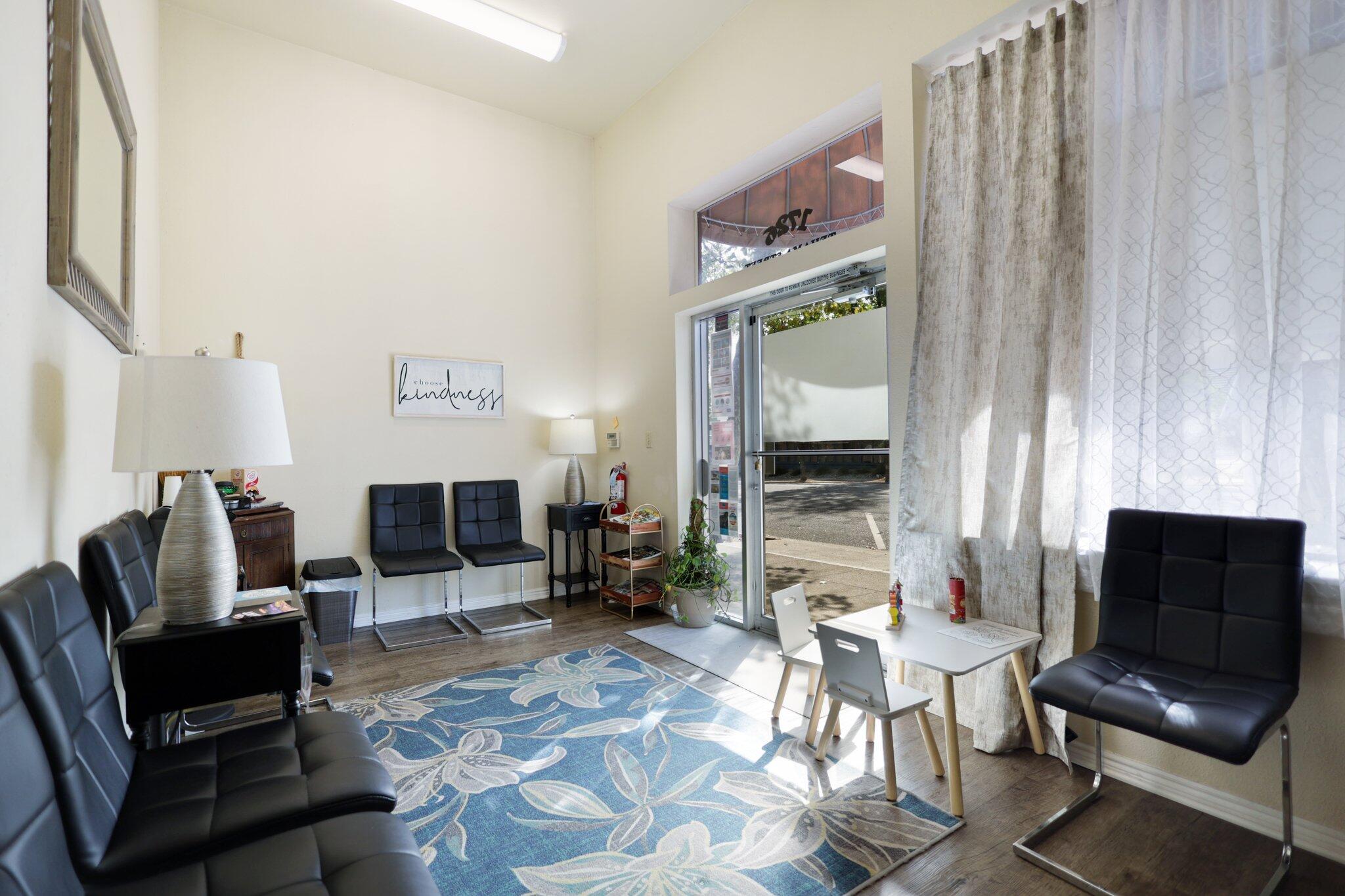 1352/1336 Oregon st Avenue