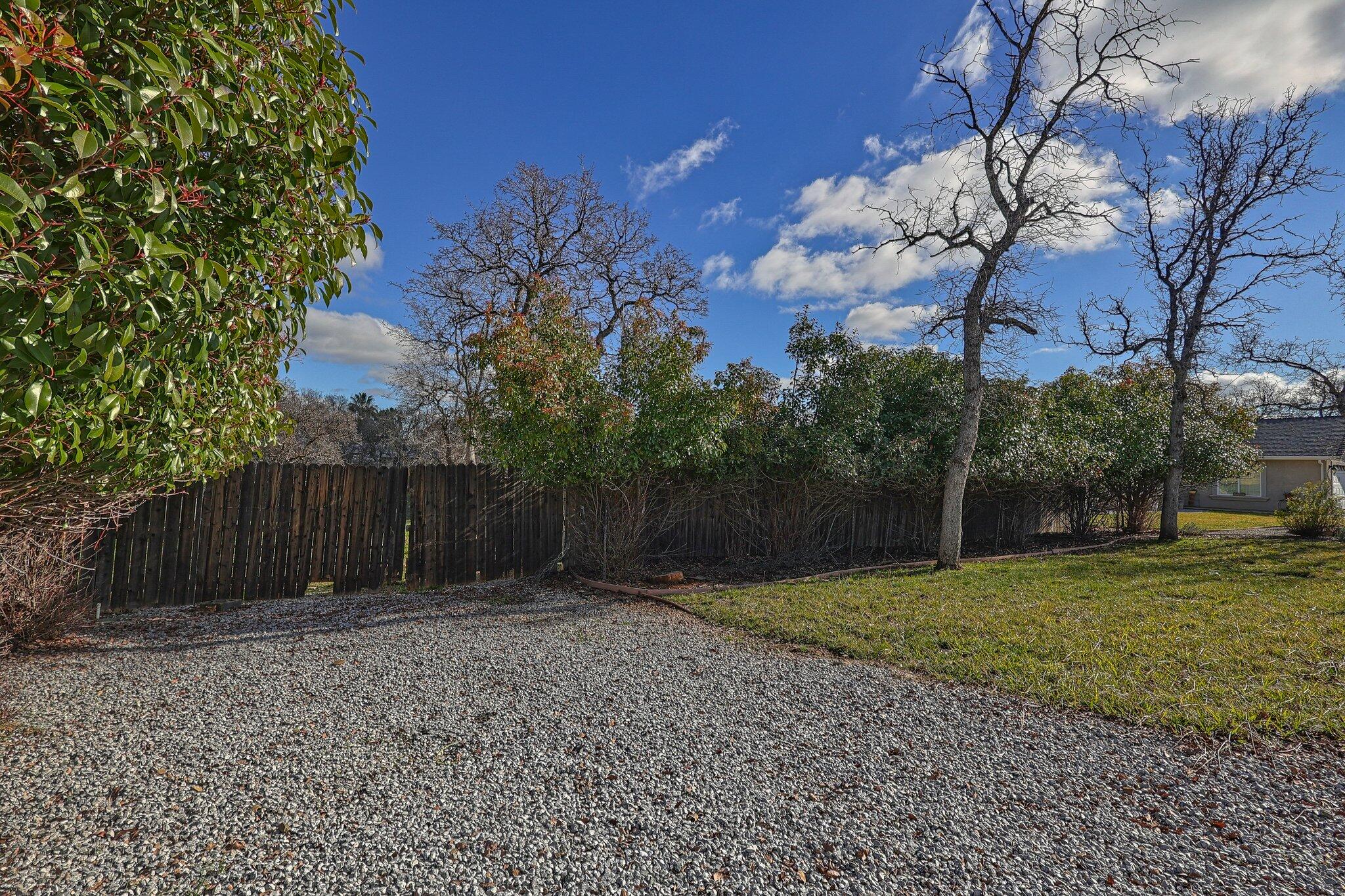 22372 Blue Ridge Mountain Drive