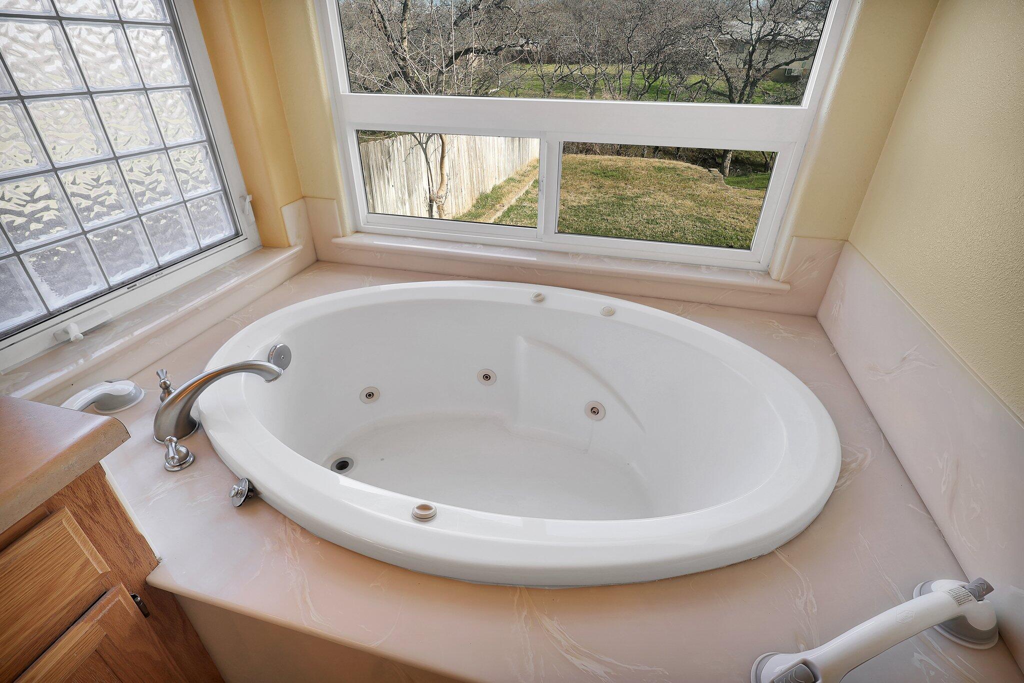 22372 Blue Ridge Mountain Drive