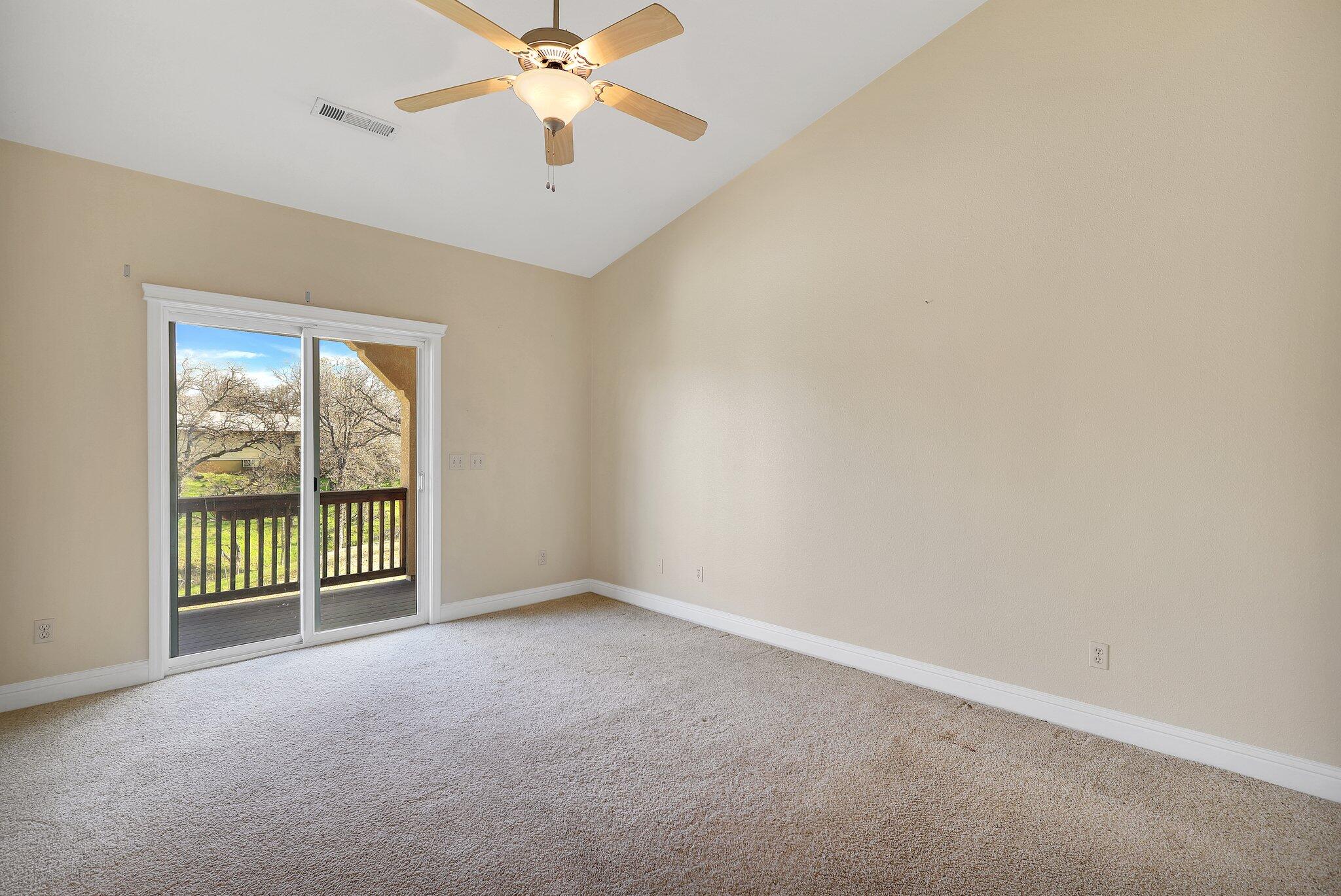 22372 Blue Ridge Mountain Drive