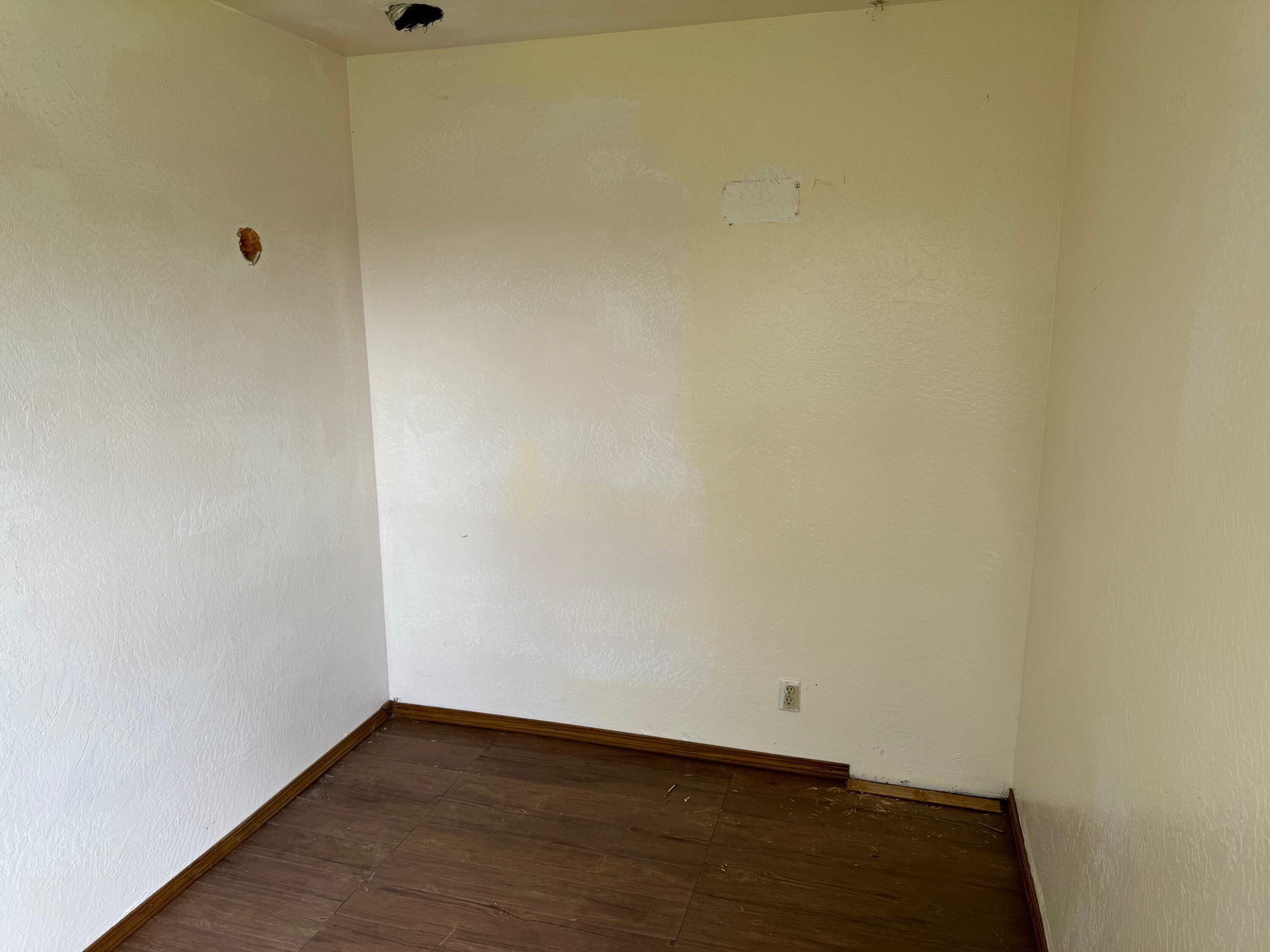 23246 Crestmont Drive