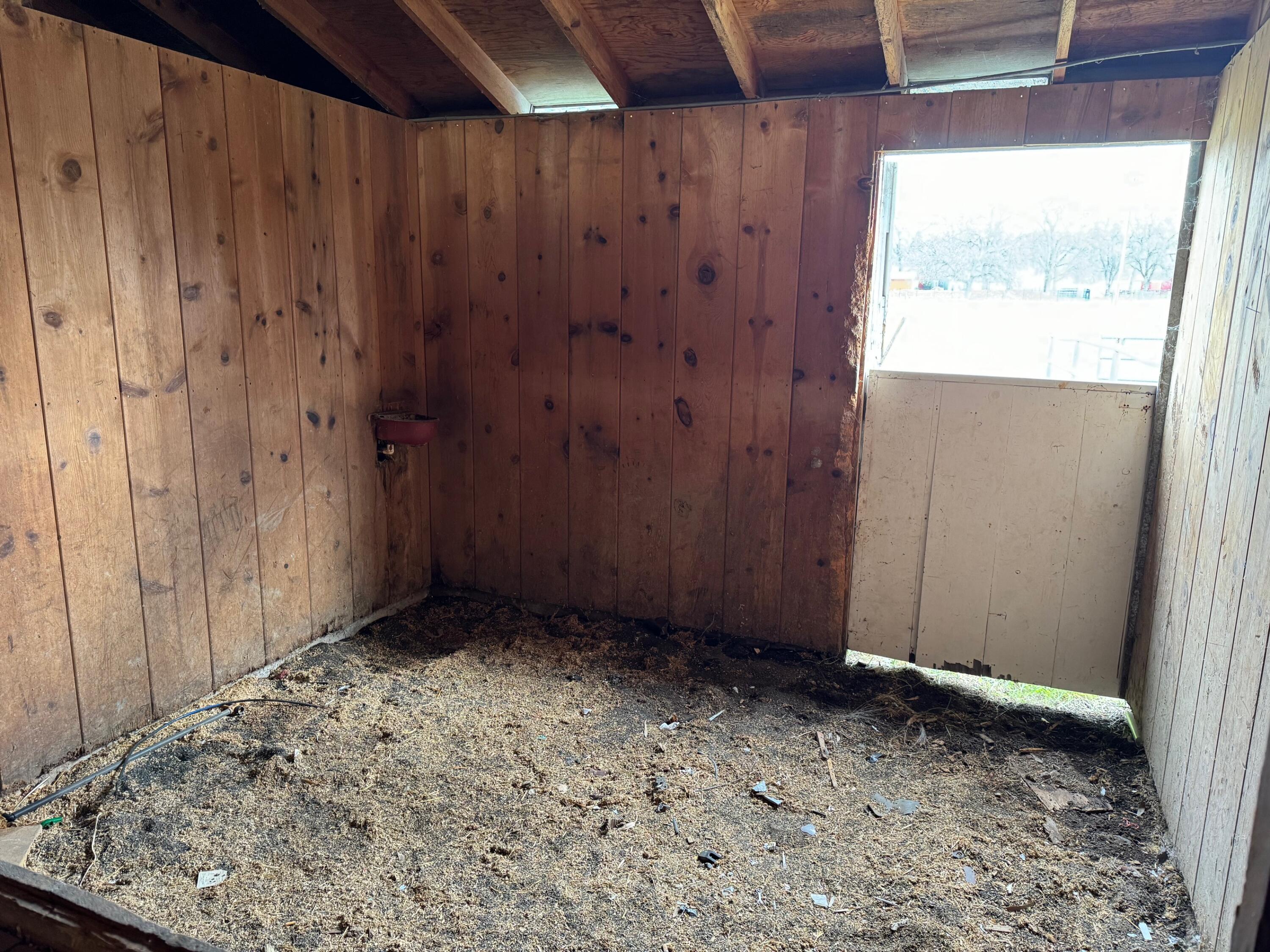 23246 Crestmont Drive