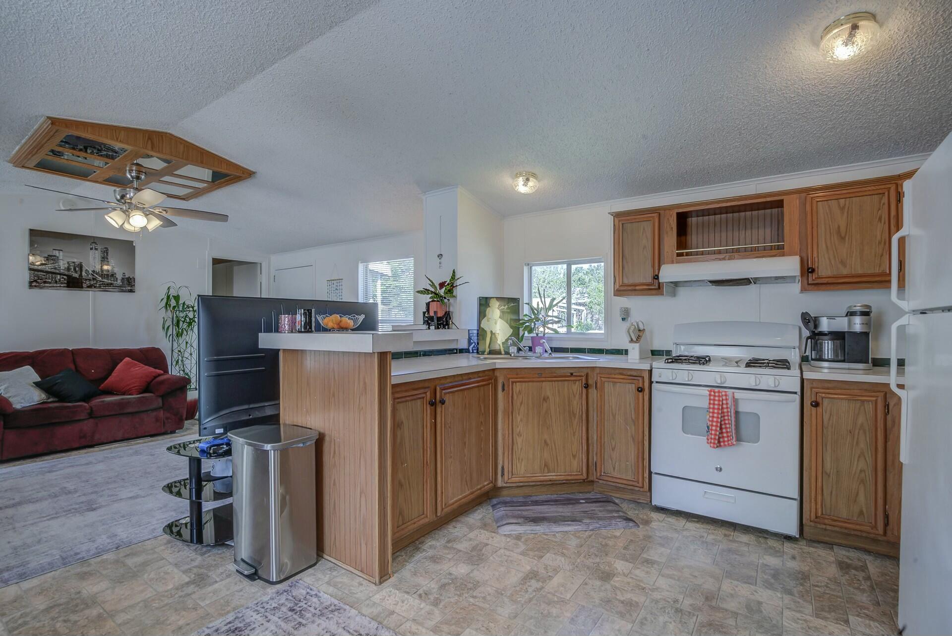 4410 Westside Road, SPC 65