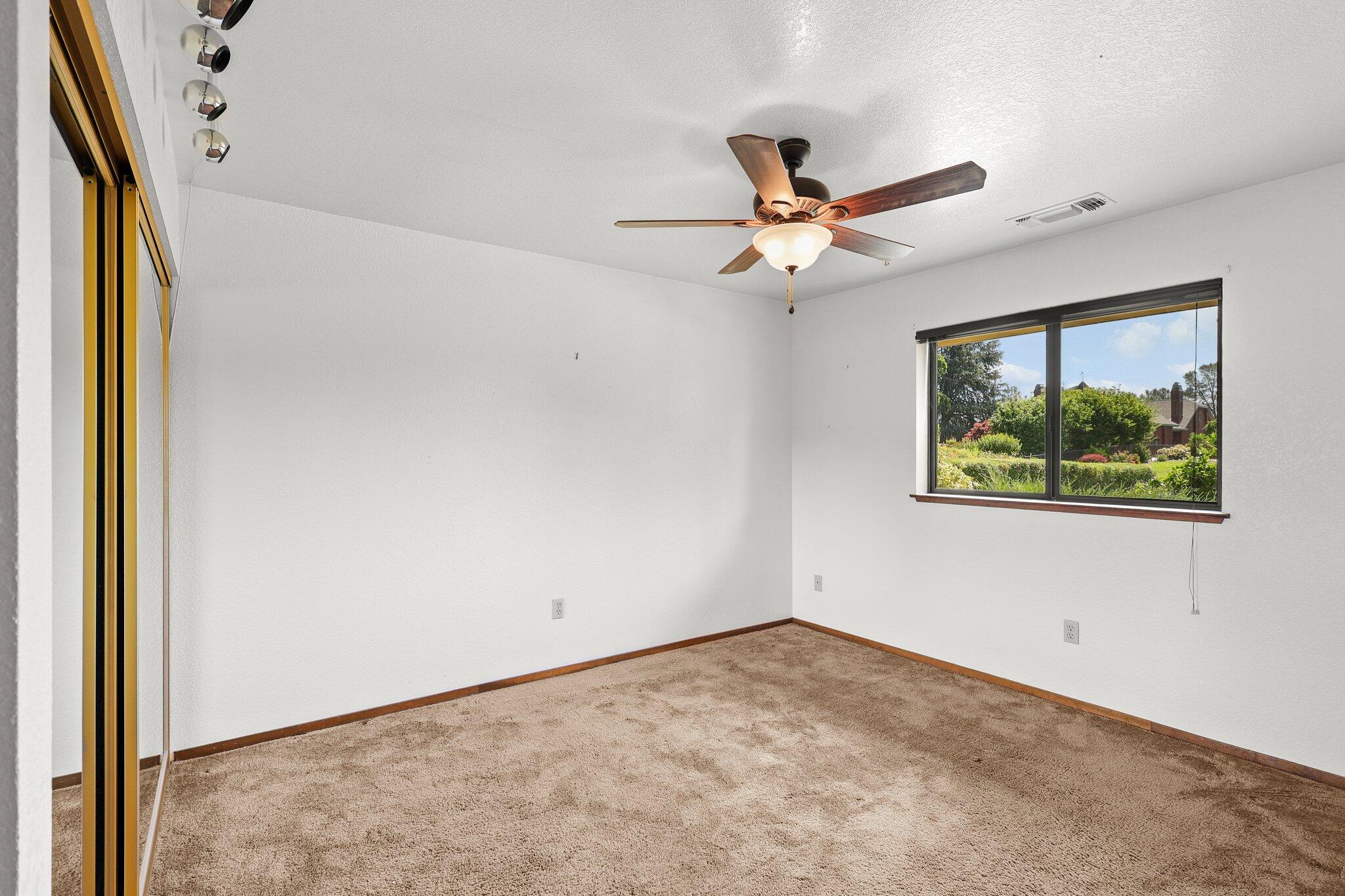 6136 Riverside Drive