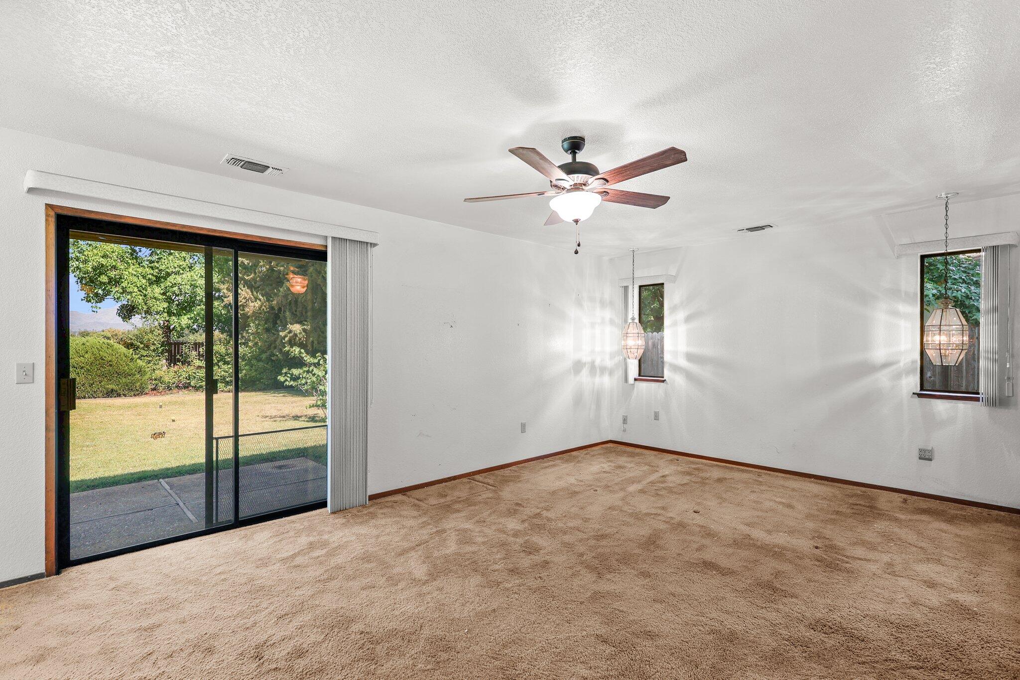 6136 Riverside Drive