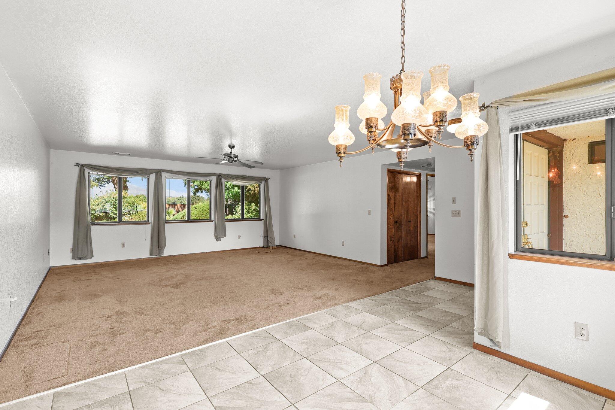 6136 Riverside Drive