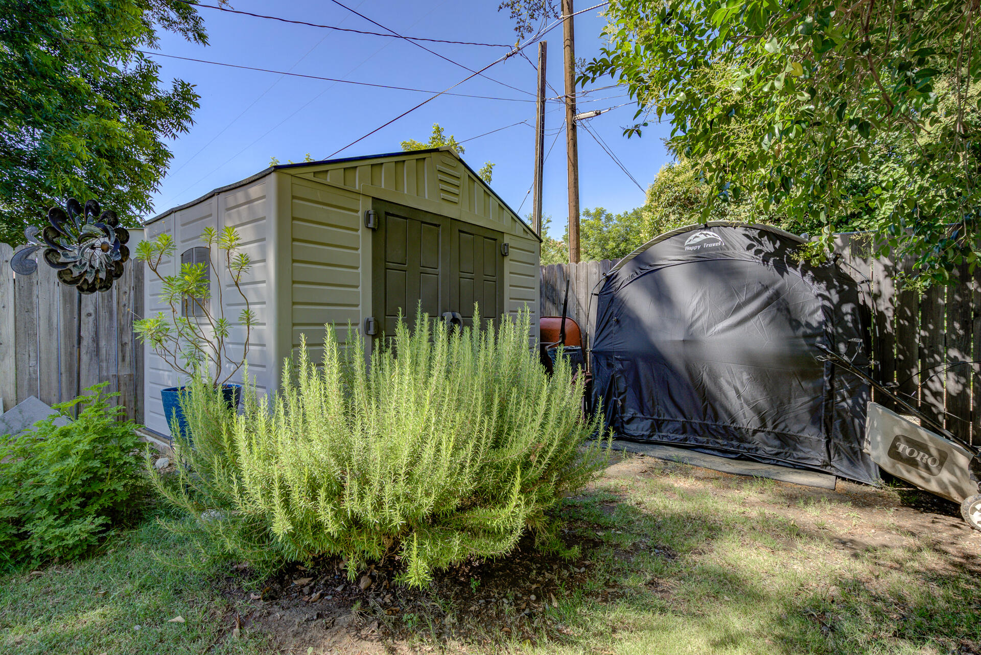 109 Ventura Avenue, B