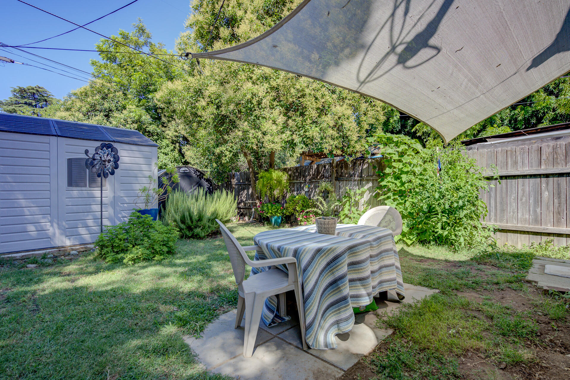 109 Ventura Avenue, B