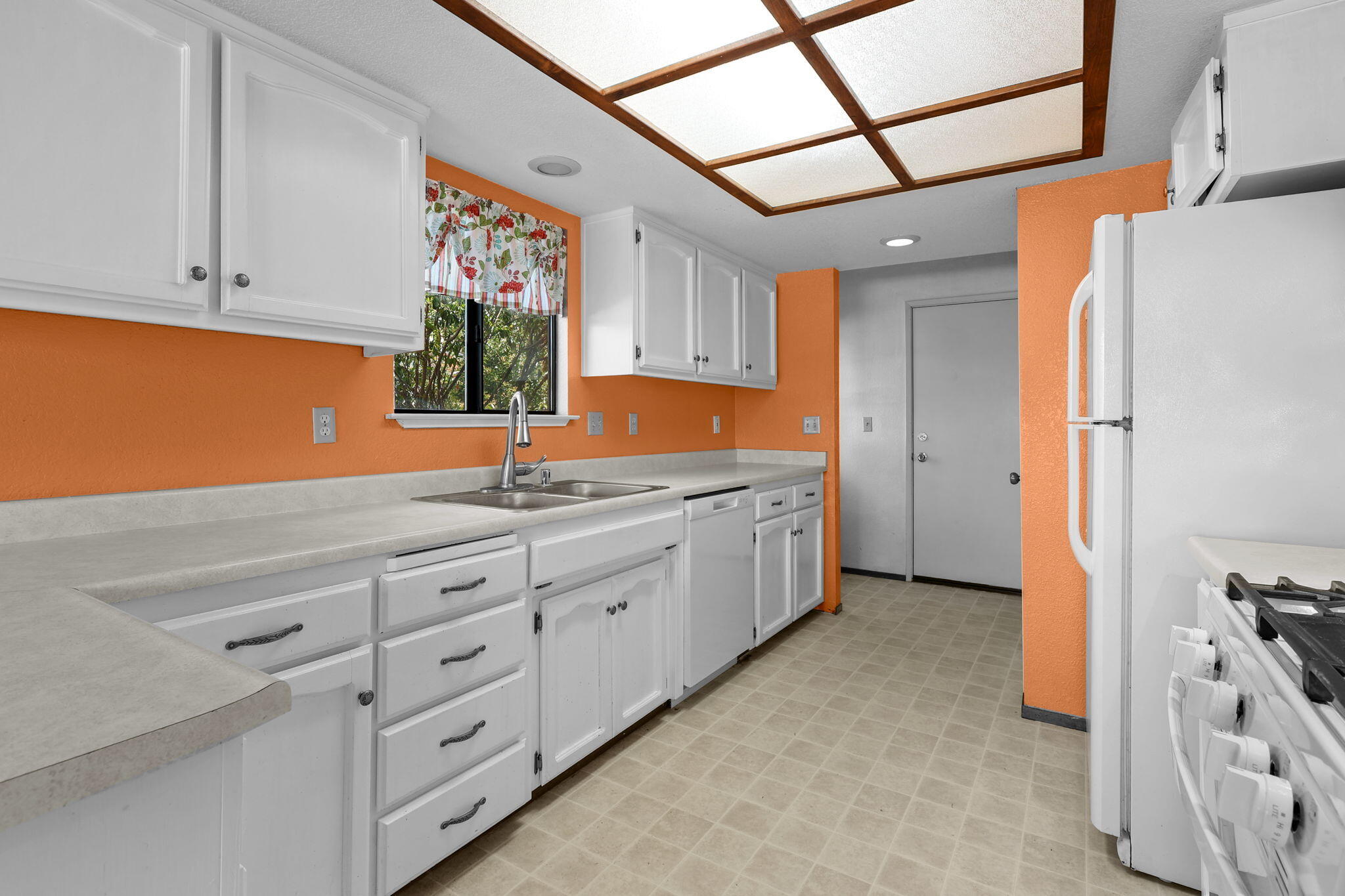 19333 Lake California Drive