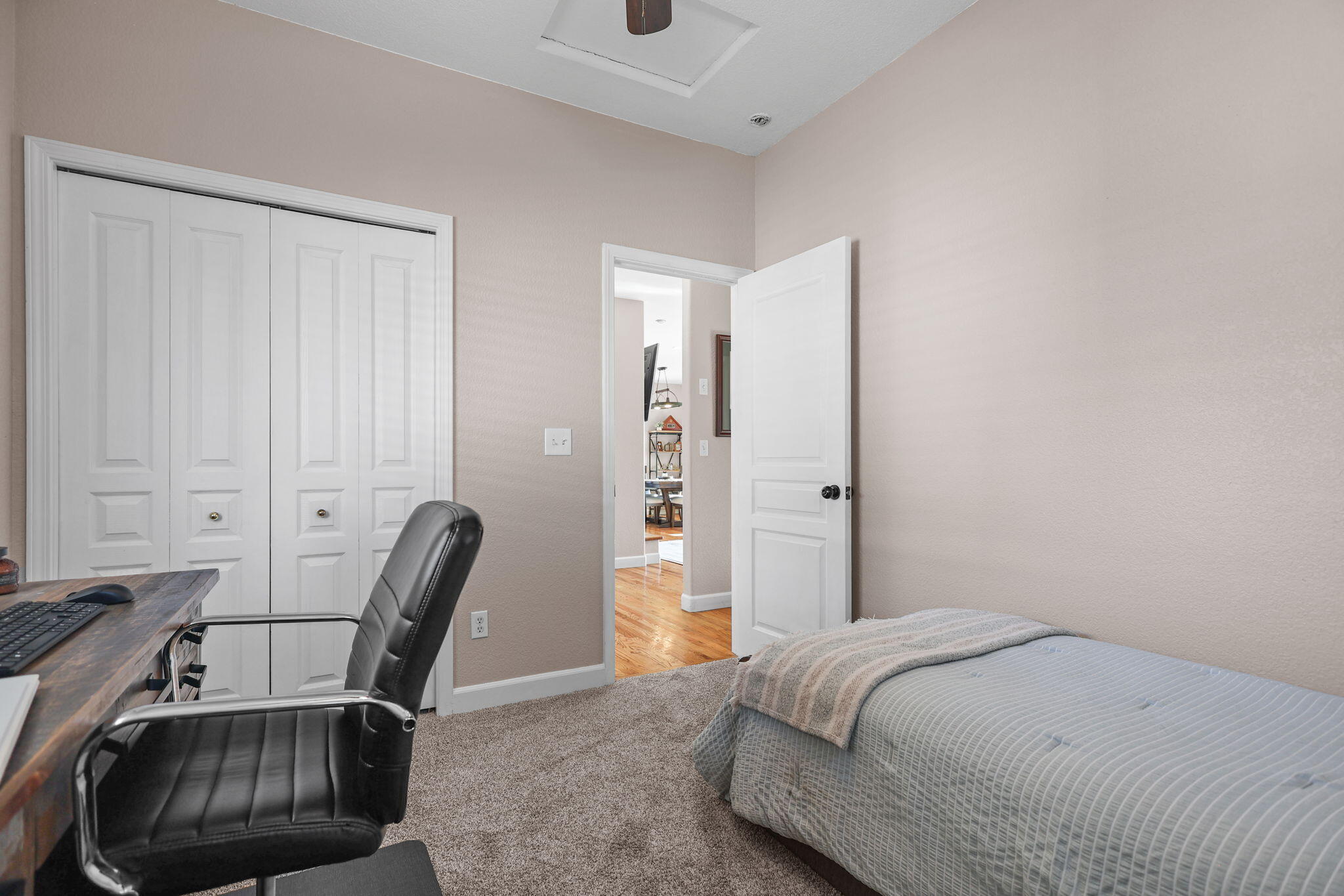 19662 White Horse Place