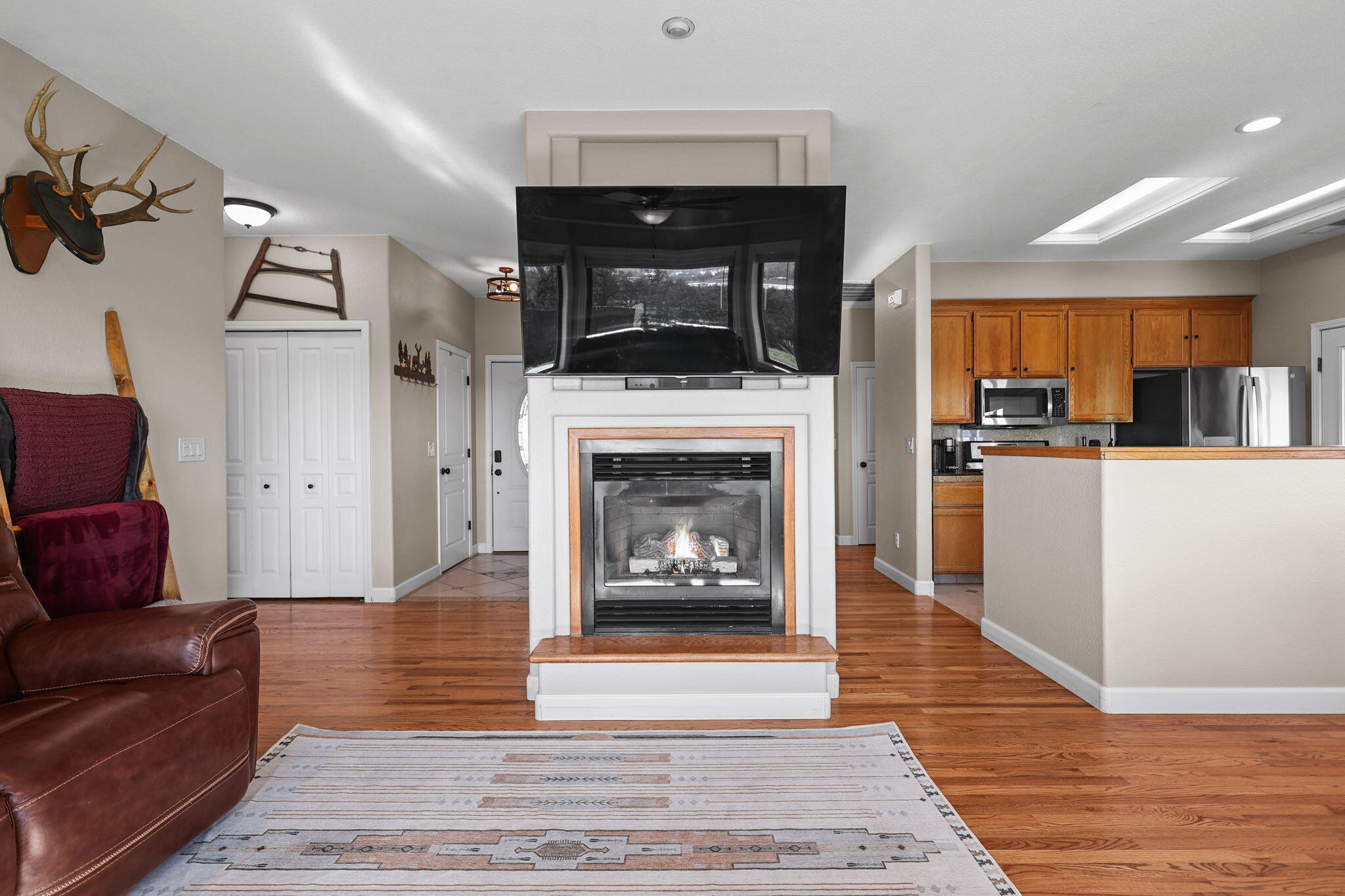 19662 White Horse Place