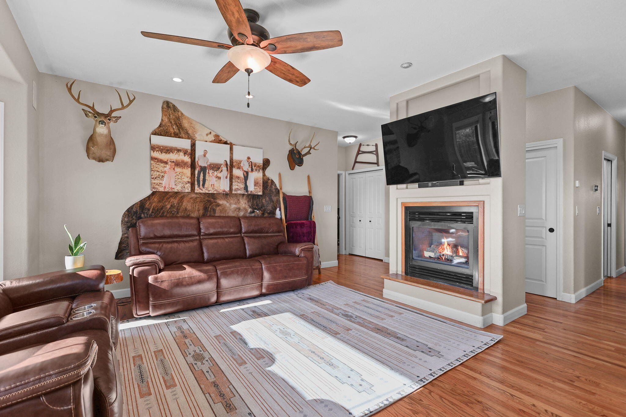 19662 White Horse Place