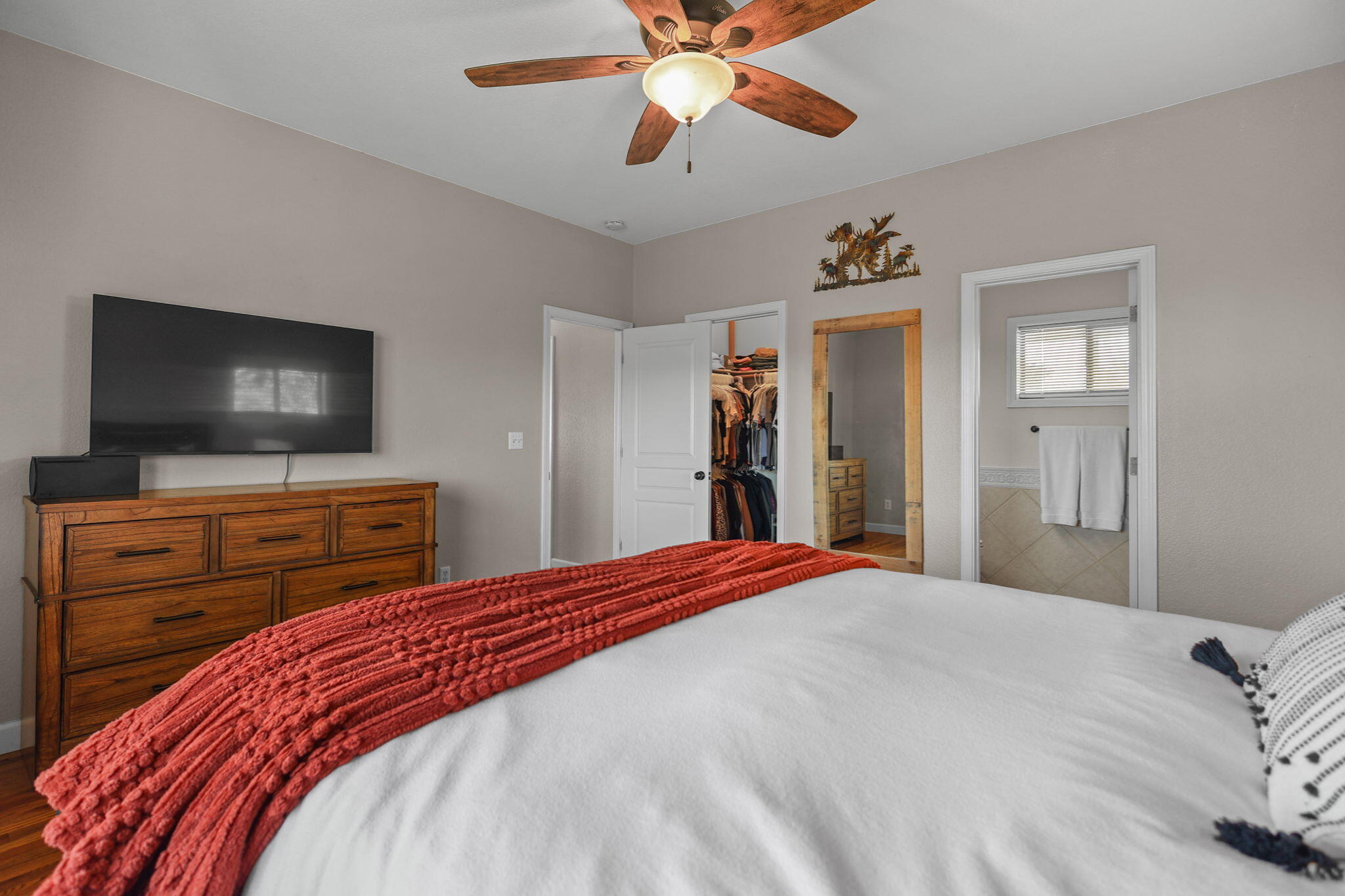 19662 White Horse Place