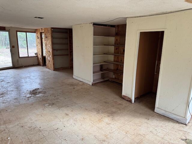 13827 Lake Boulevard