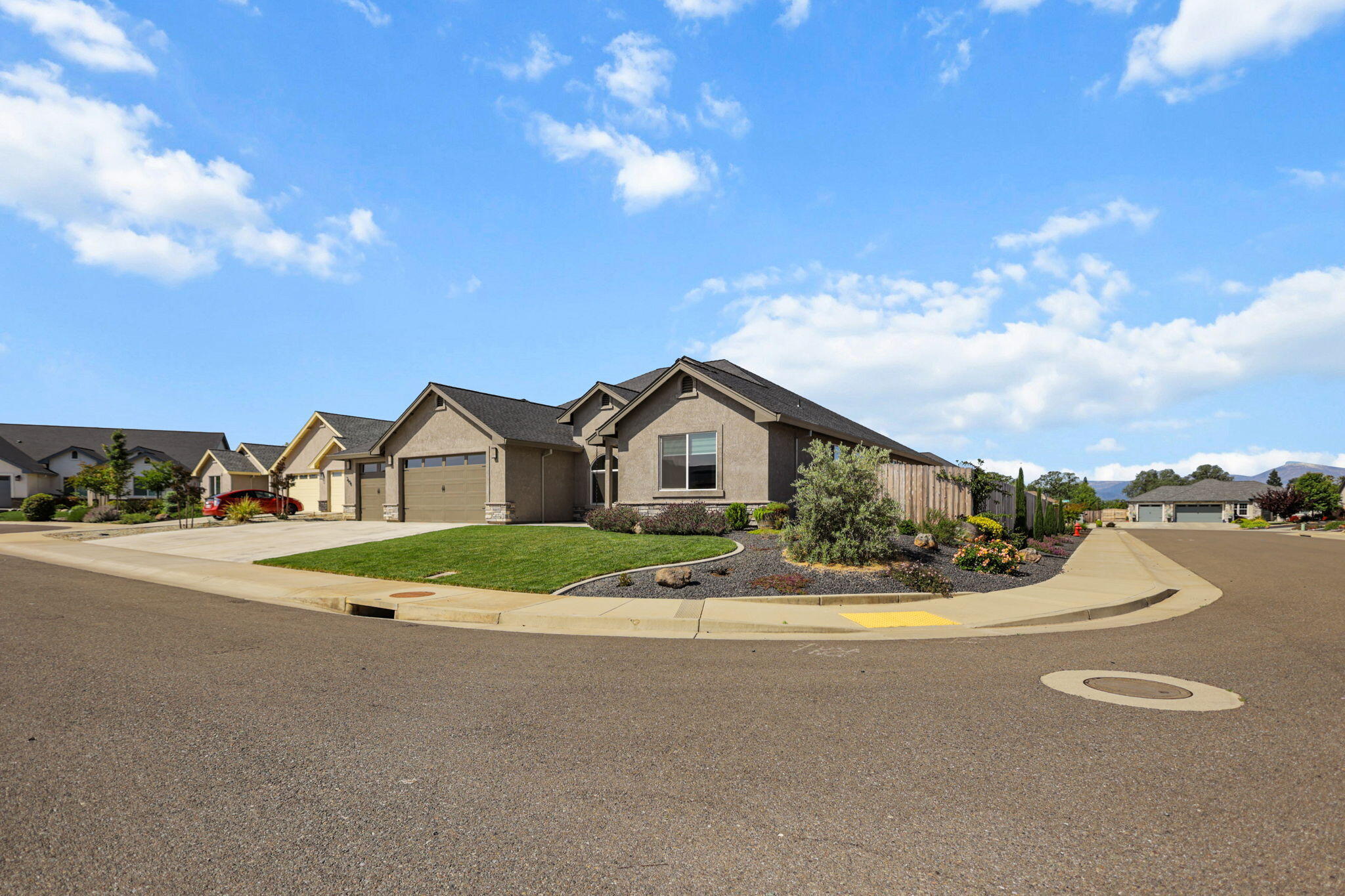 3608 Evert Place
