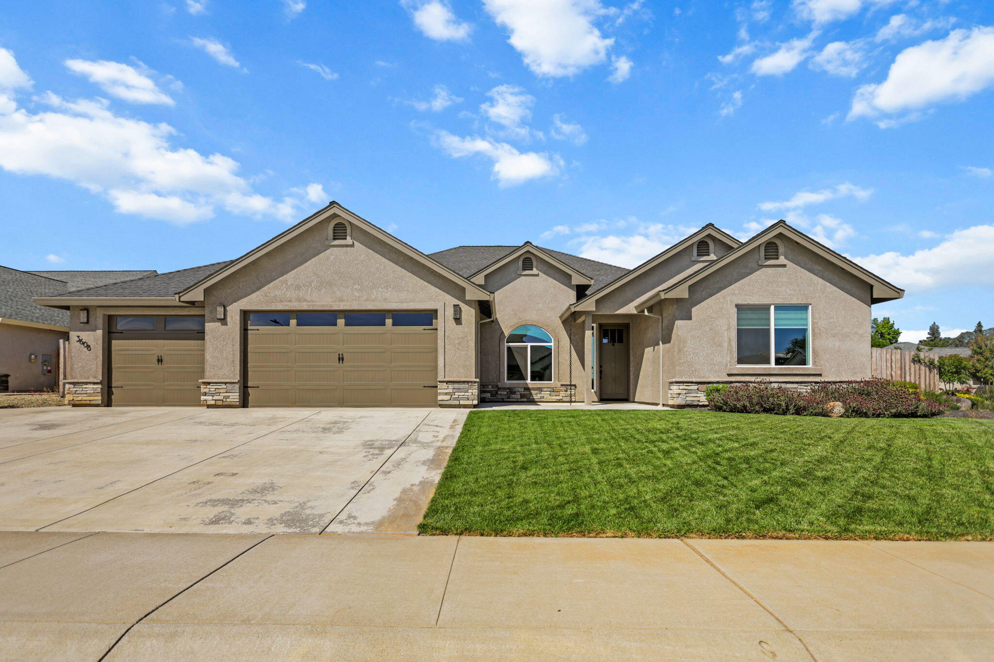 3608 Evert Place