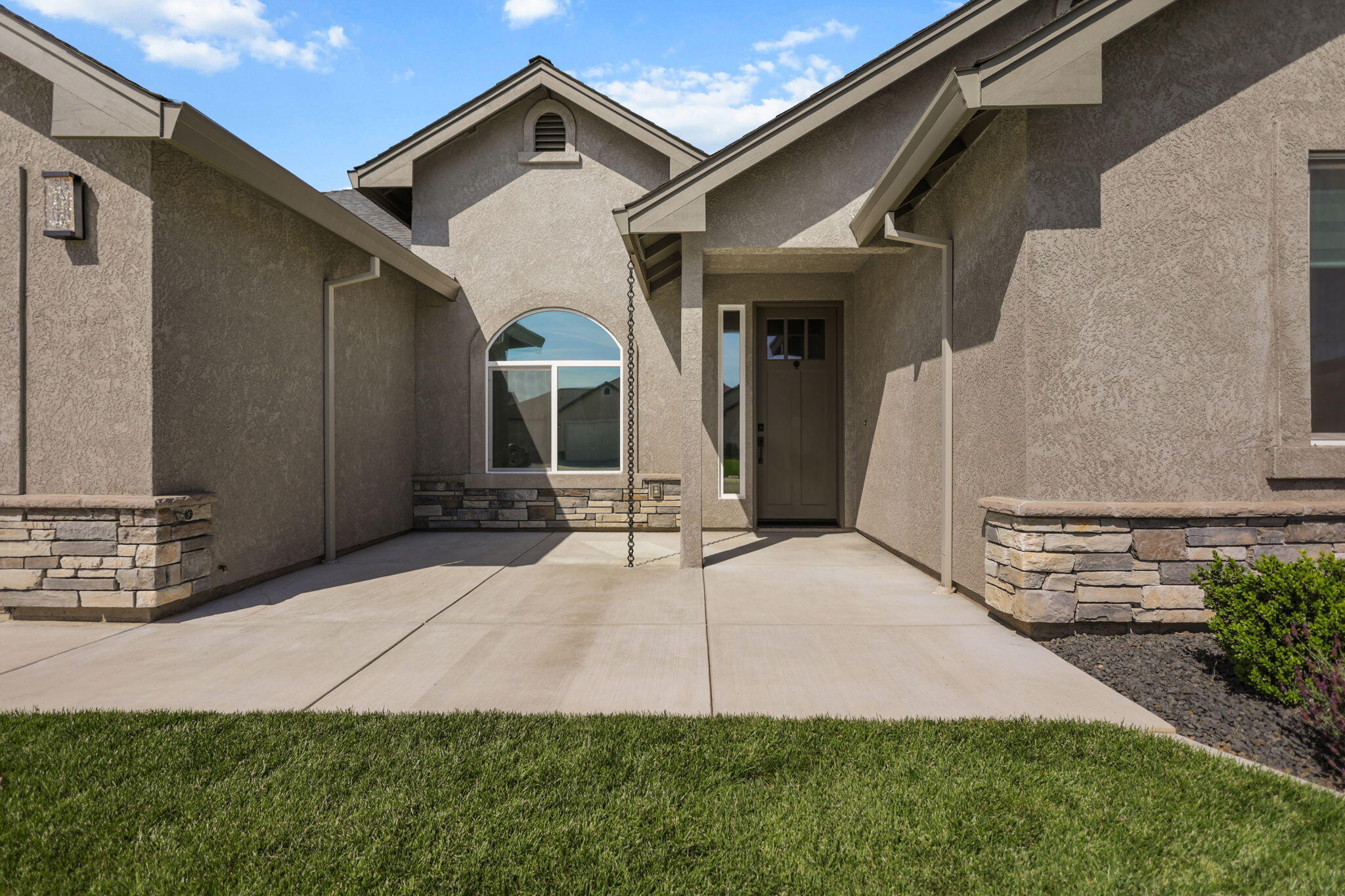 3608 Evert Place