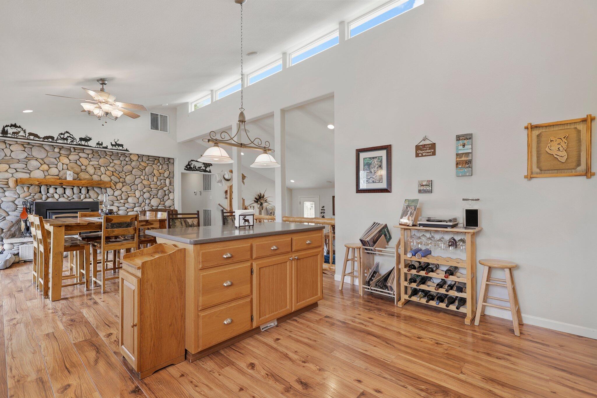 6949 Rector Creek Road