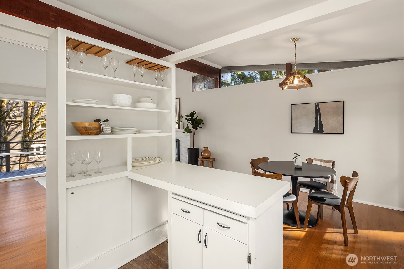10048 NE 30th Place