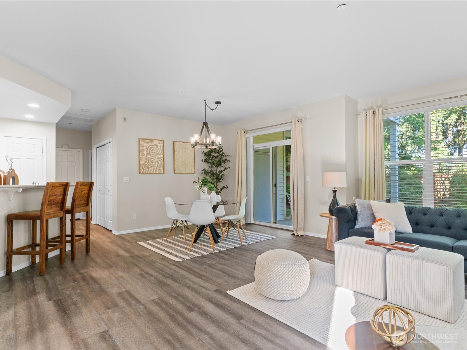 404 228th Street SW Unit: E102