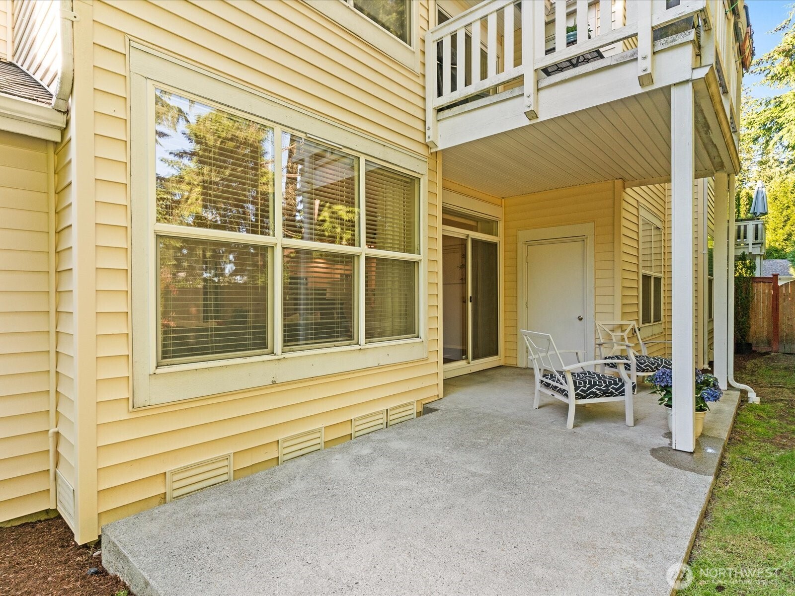 404 228th Street SW Unit: E102