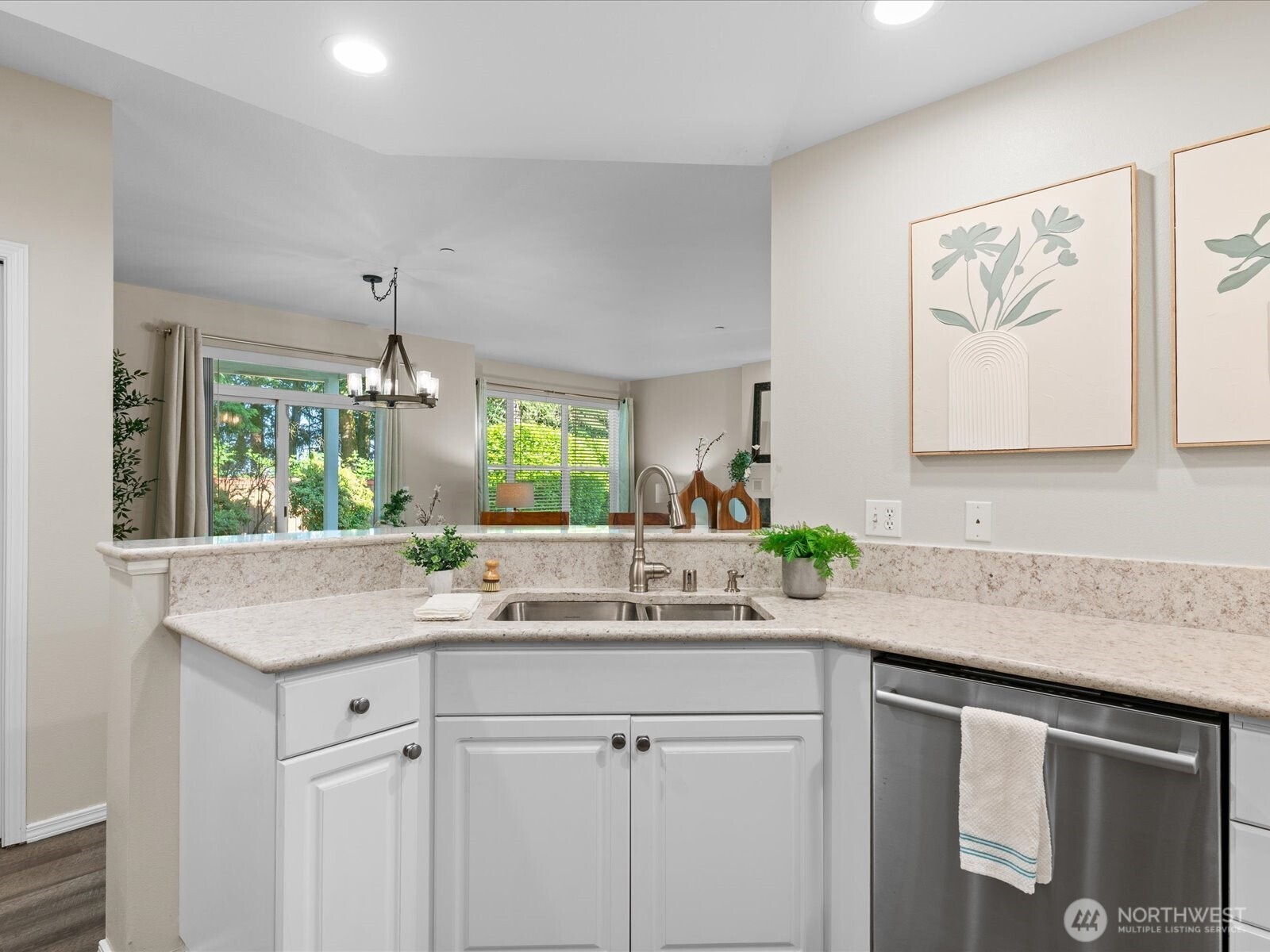 404 228th Street SW Unit: E102