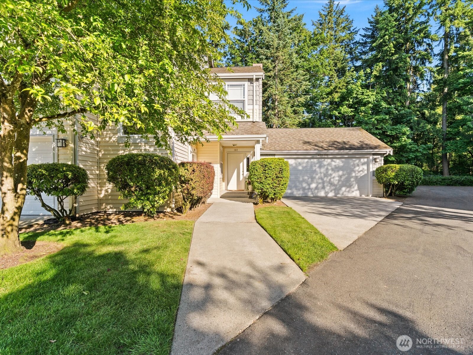 404 228th Street SW Unit: E102