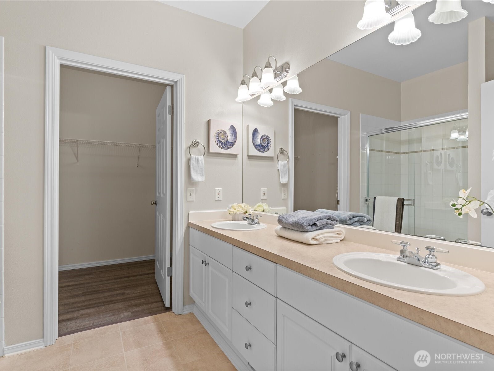 404 228th Street SW Unit: E102