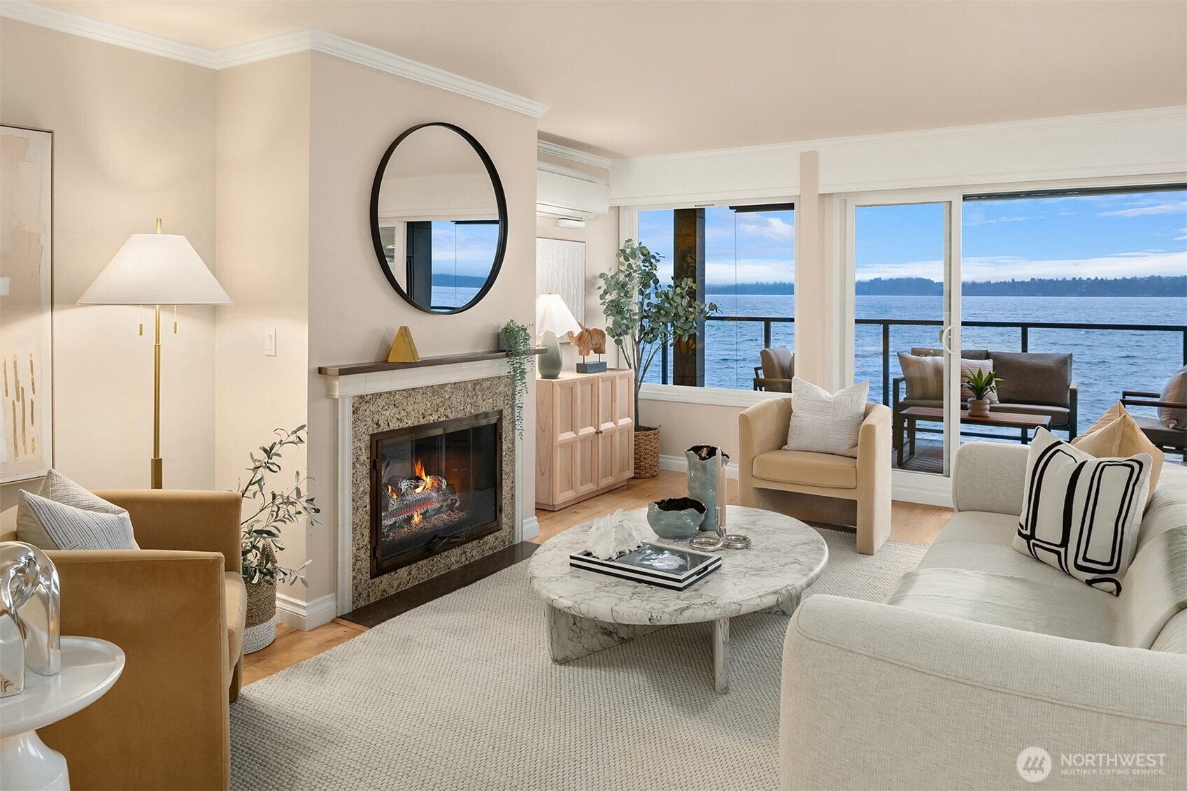 827 Lake Street S Unit: 105