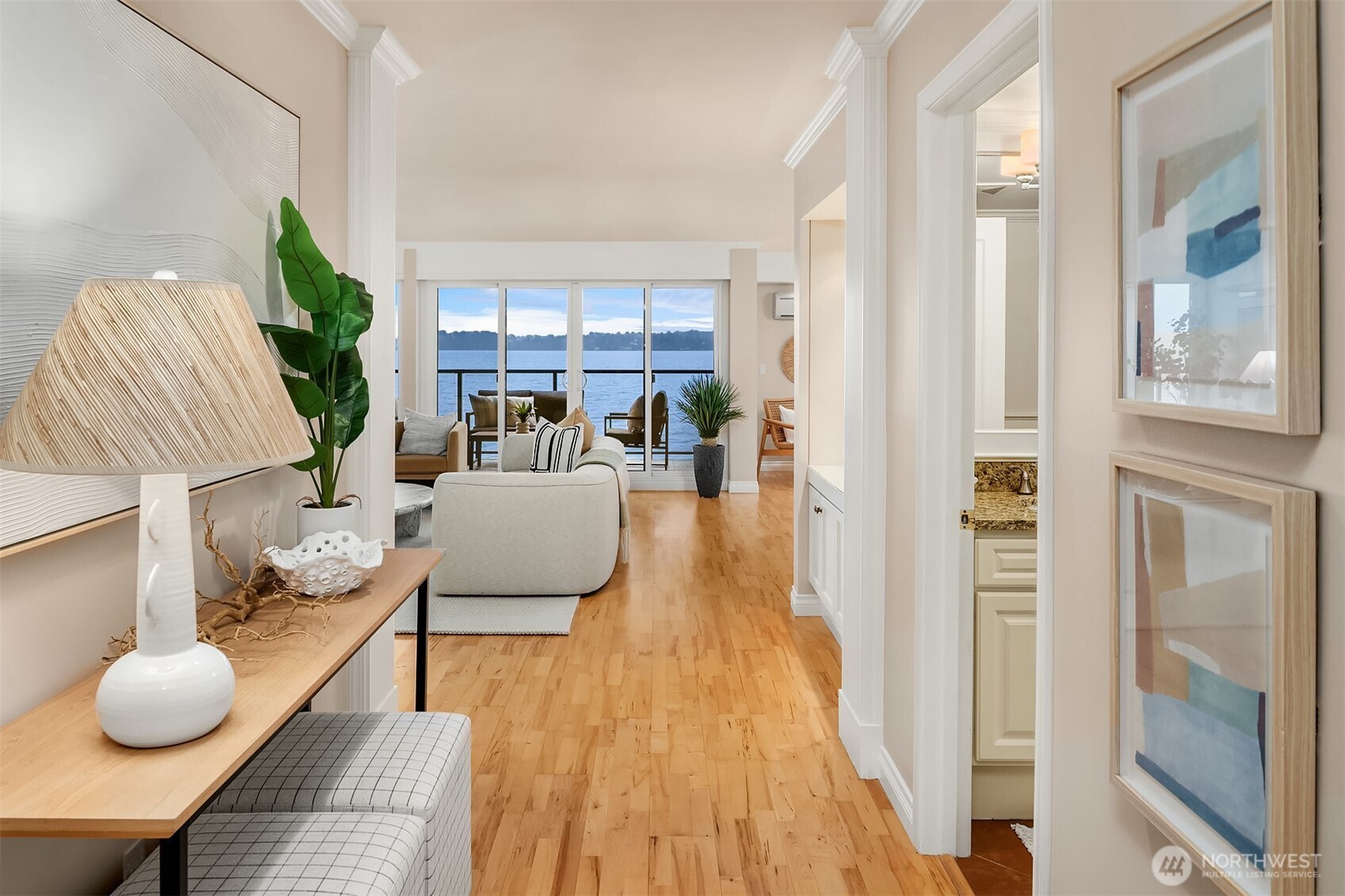 827 Lake Street S Unit: 105